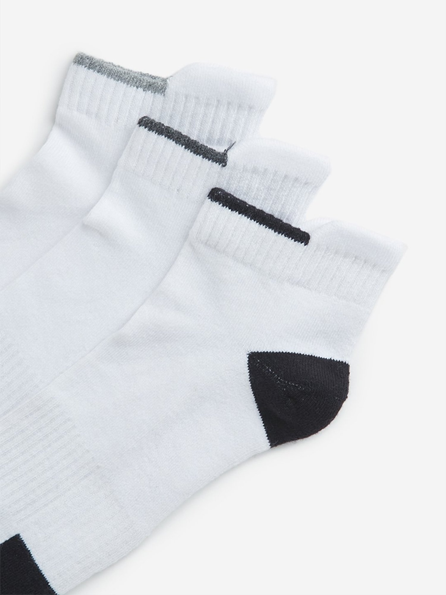 WES Lounge by Westside White Ankle Length Cotton Blend Socks- Pack of 3