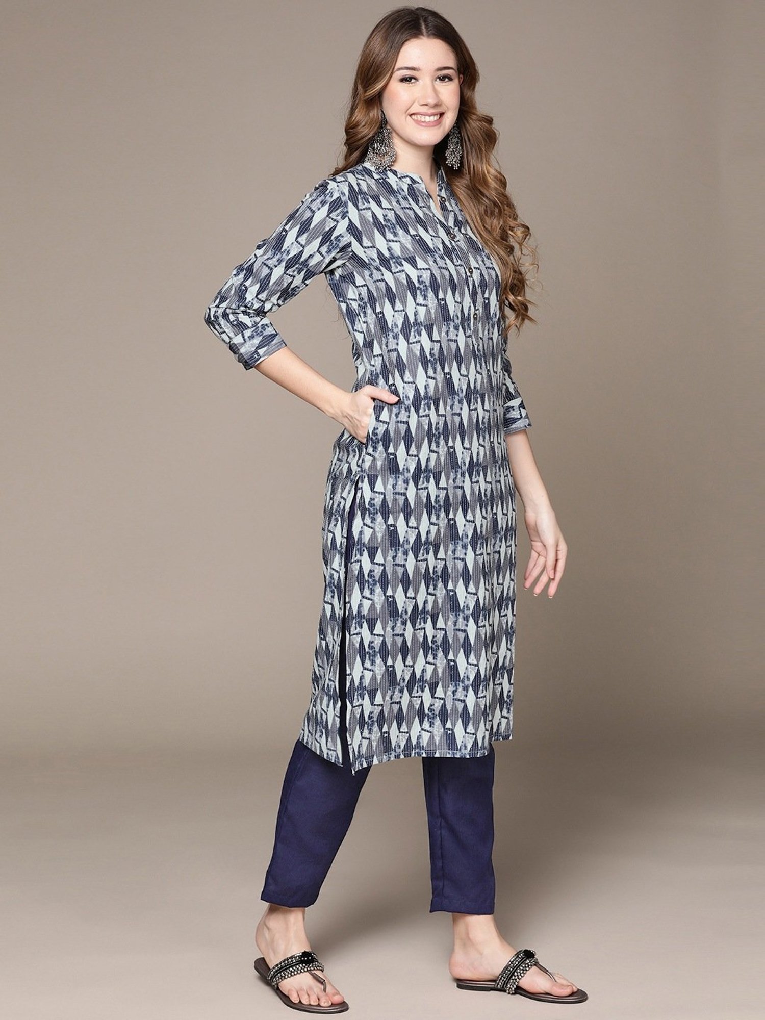 Anubhutee Blue Pure Cotton Woven Pattern Kurta Pant Set