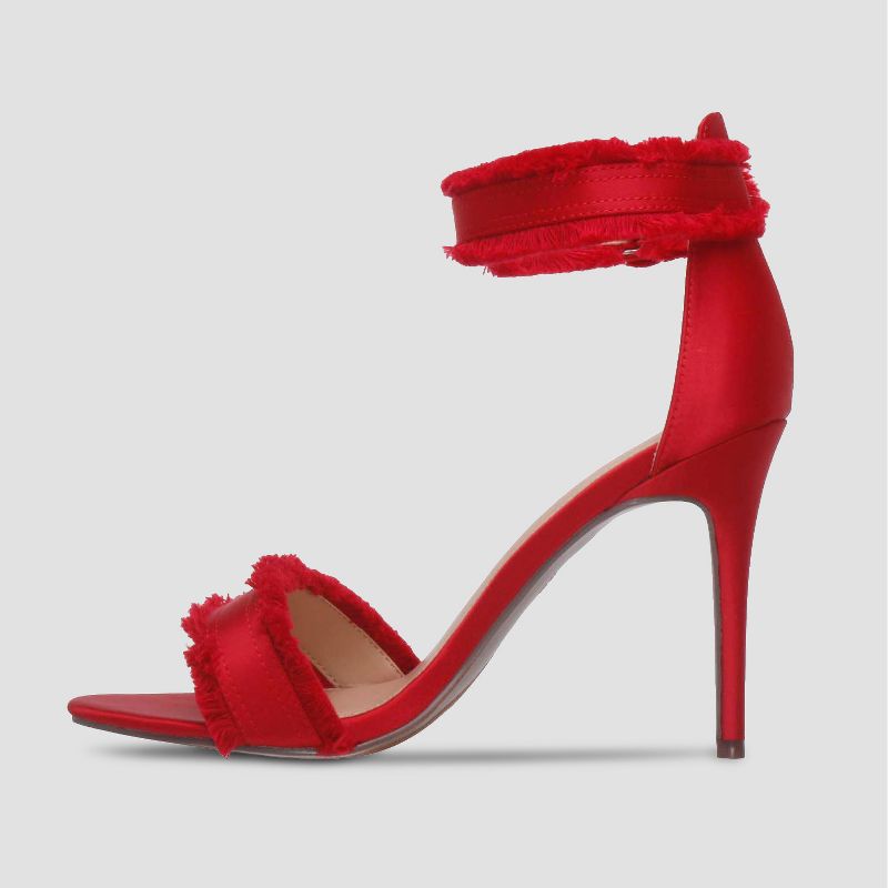 Women's Betseyville Raz Metallic City Sandals - Silver 6