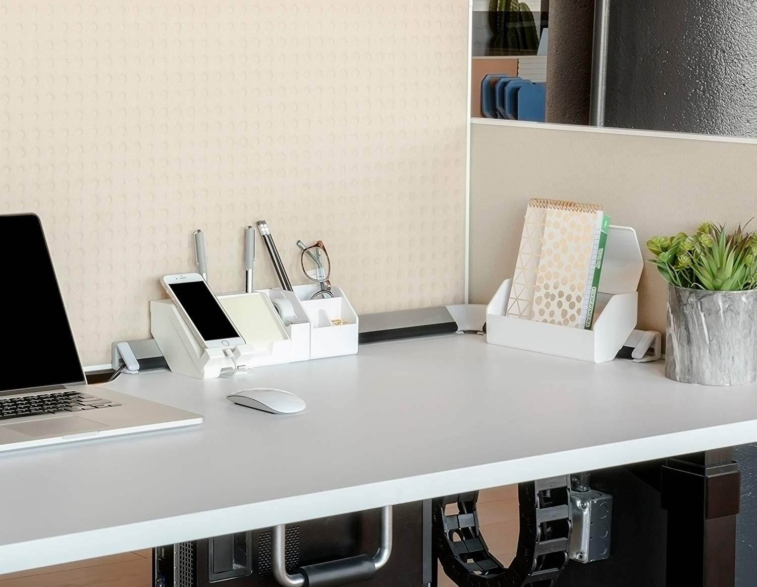 Bostitch Konnect 9-Piece Desktop Organizer Kit, Includes Cable Management Rails, Charging Phone Dock, Tape Dispenser, Sticky Notes, Storage Bins, White (KT-CKIT2-WHITE)