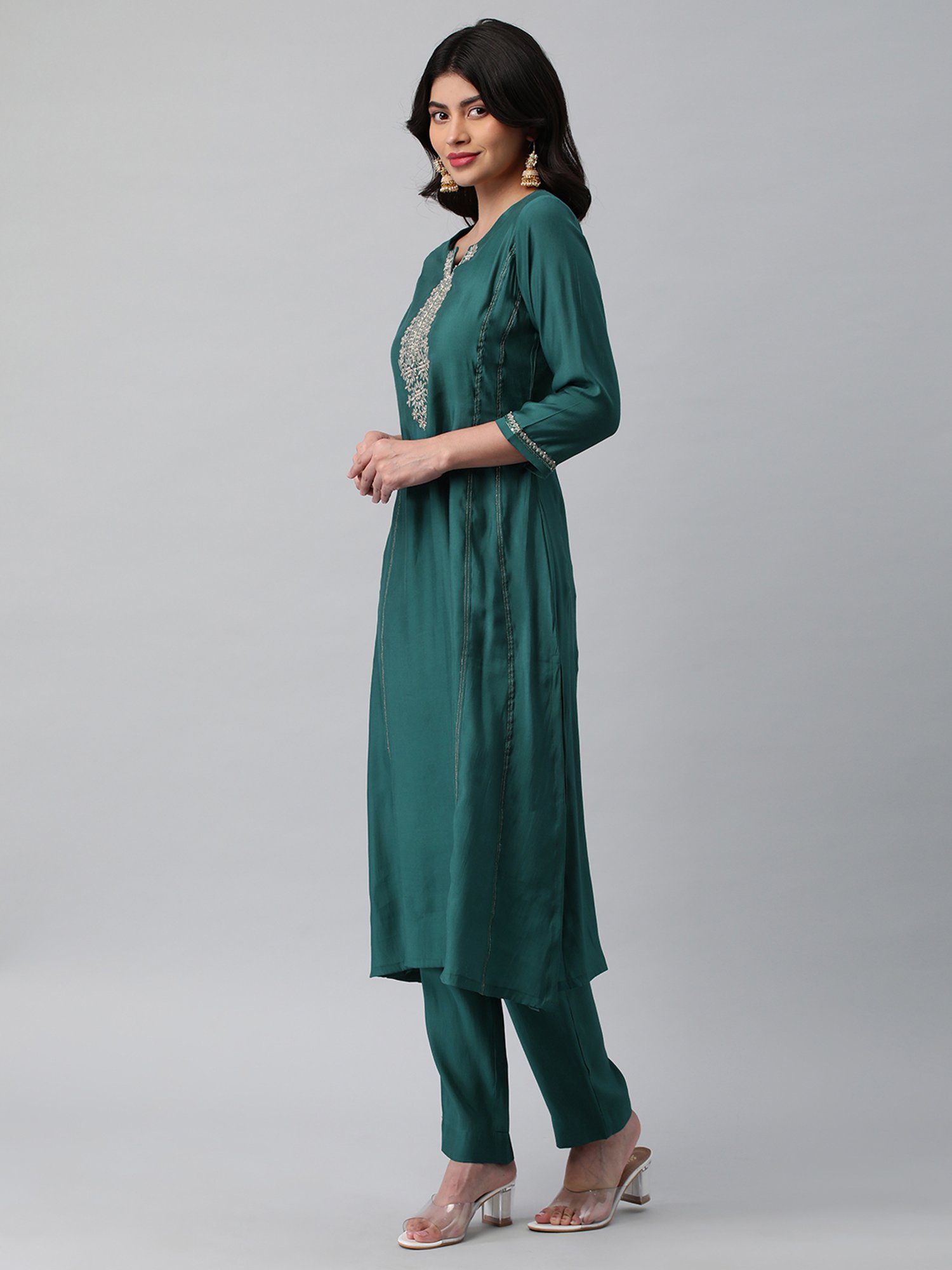 Kami Kubi Green Embroidered A Line Kurta