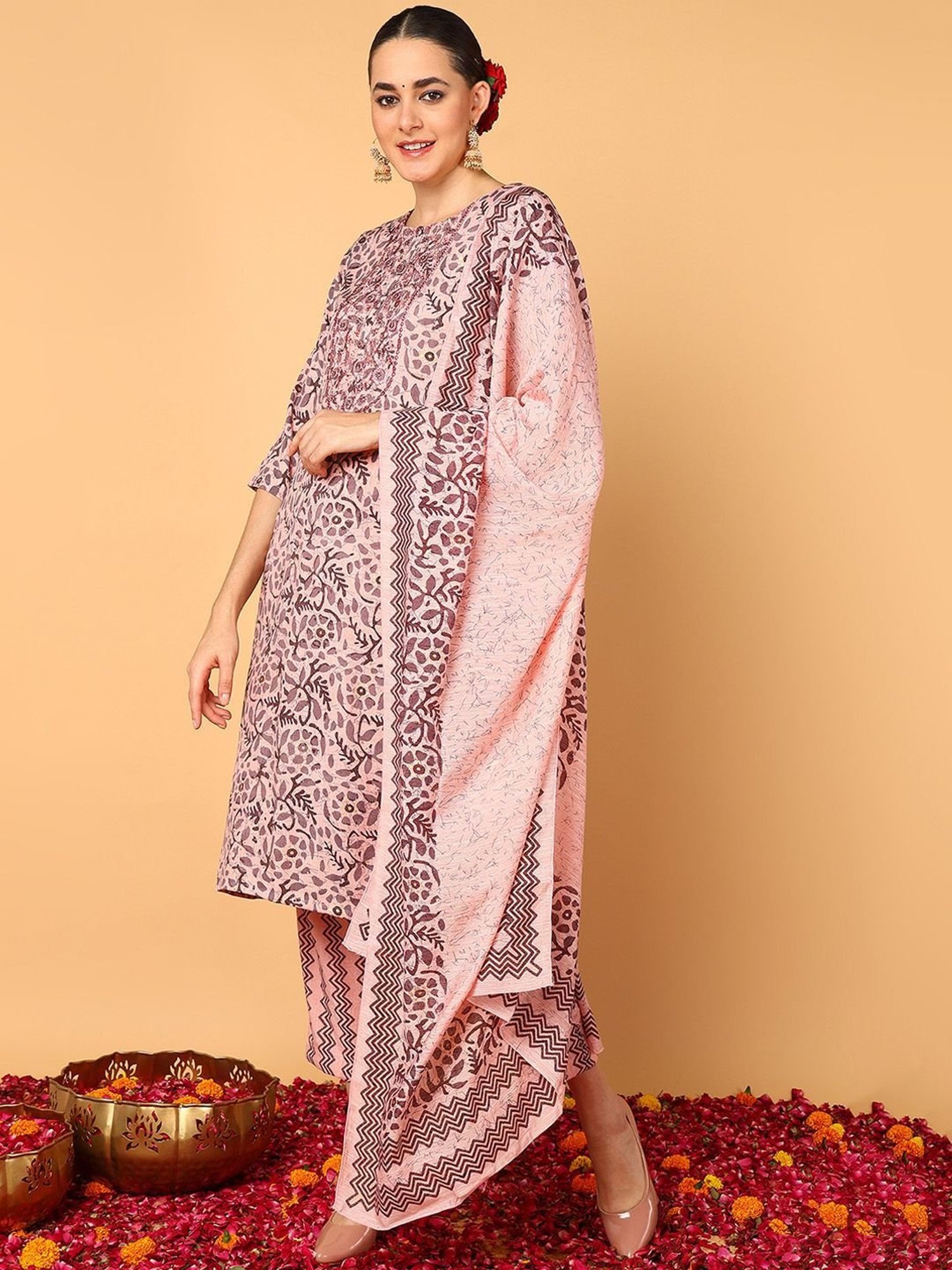 Vaamsi Pink Floral Print Kurta Pant Set With Dupatta