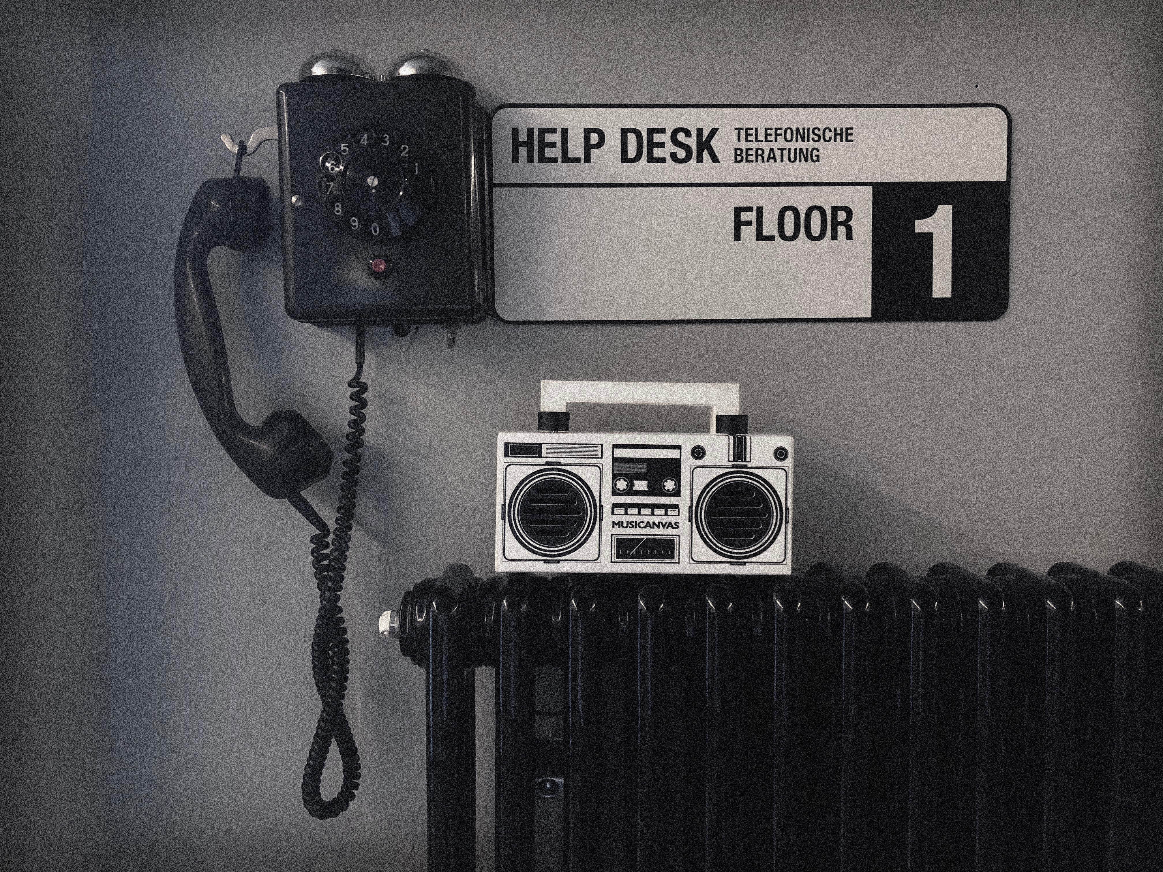 Enermax O'Marine EAS03-BS Black/Silver Waterproof Wireless Speaker