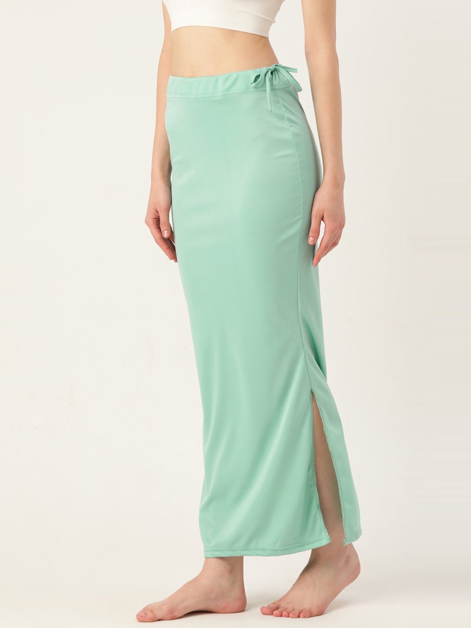 Ms.Lingies Green Plain Saree Shapewear