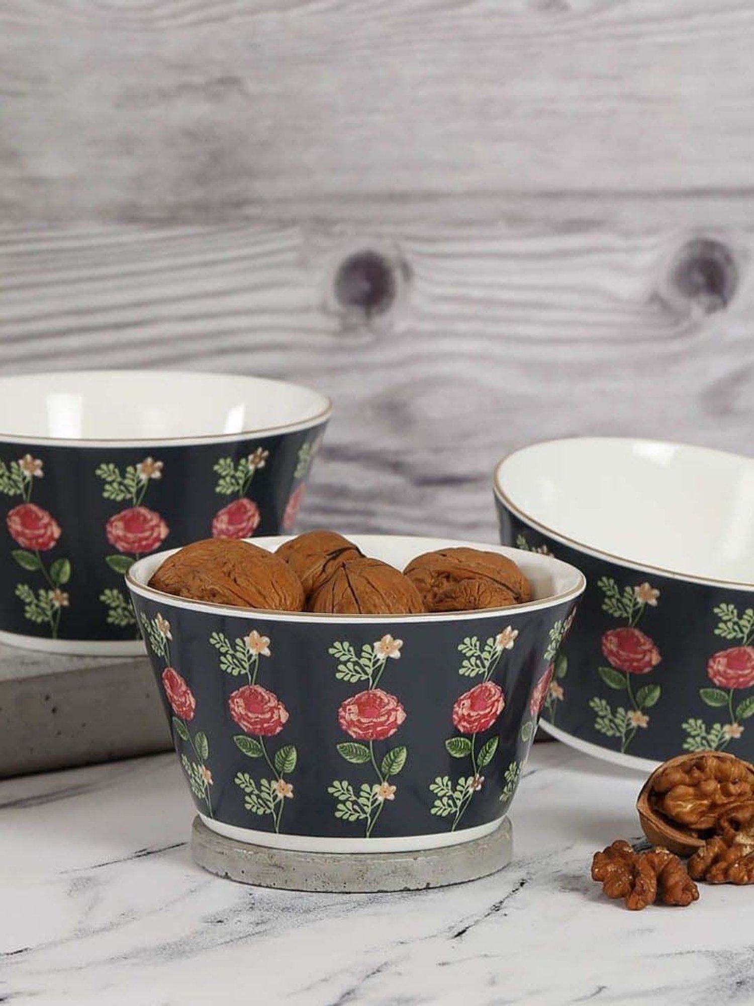 India Circus Black & Red Ceramic 13.2 cm Snack Bowl (0.47 L) - Set of 3