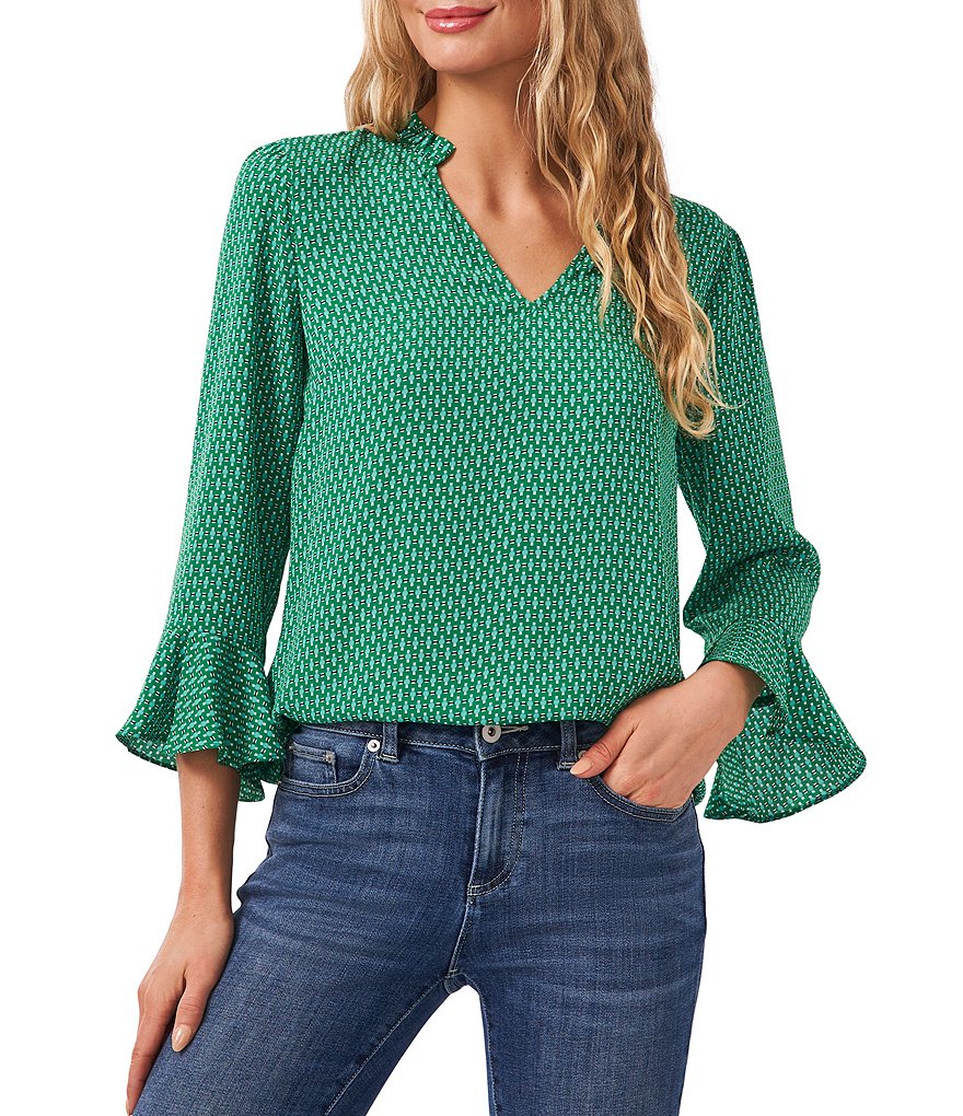 CeCe Split V-Neck Ruffle 3/4 Sleeve Printed Blouse