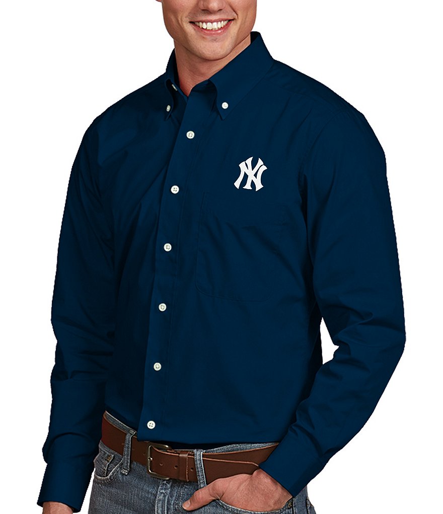Antigua MLB Dynasty Long-Sleeve Woven Shirt