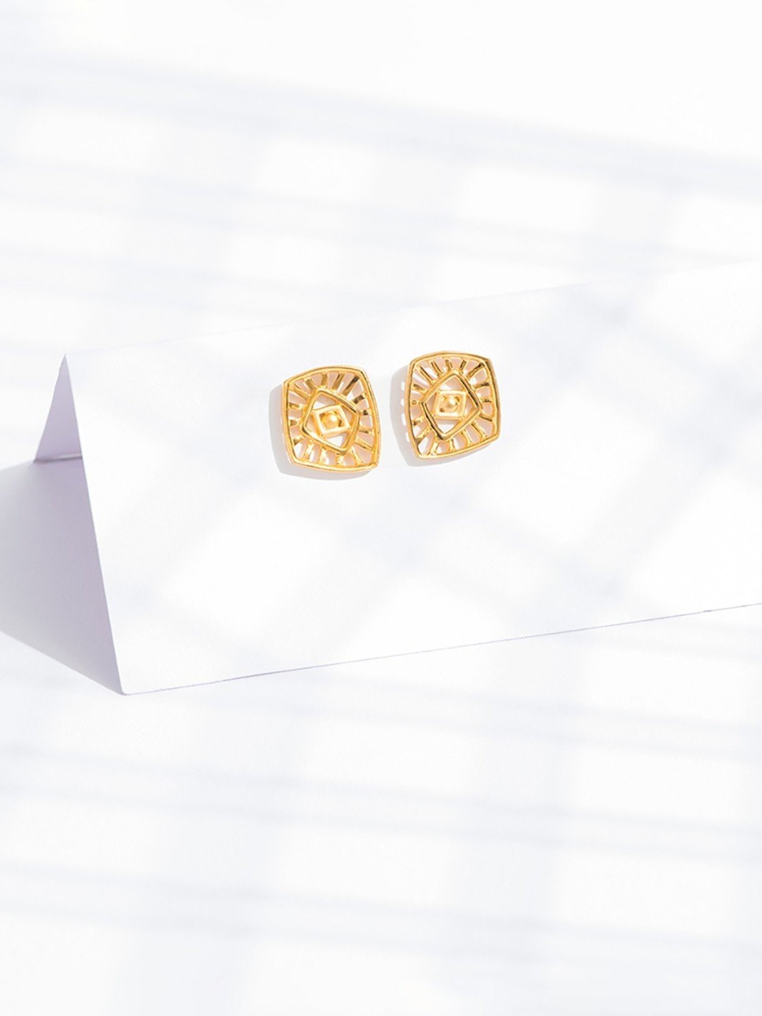 P.N.Gadgil Jewellers 22k Yellow Gold Cubic Jumble Stud Earrings