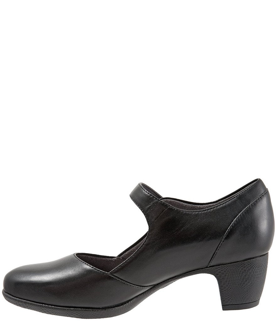 SoftWalk Irish II Mary Jane Block Heel Pumps