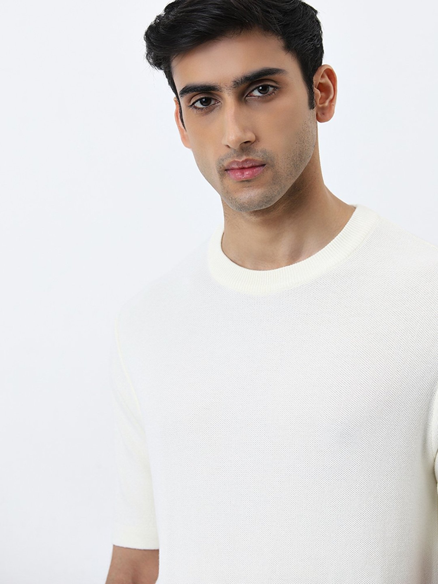 WES Formals by Westside White Solid Slim-Fit T-Shirt