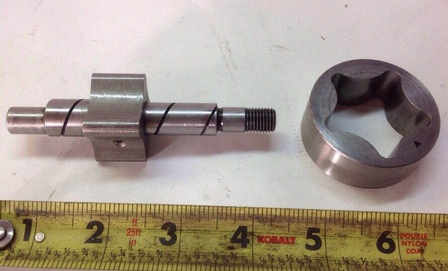 901281805 Oil Pump Shaft 9012818-05 for Yale Mazda 0324-14-130B