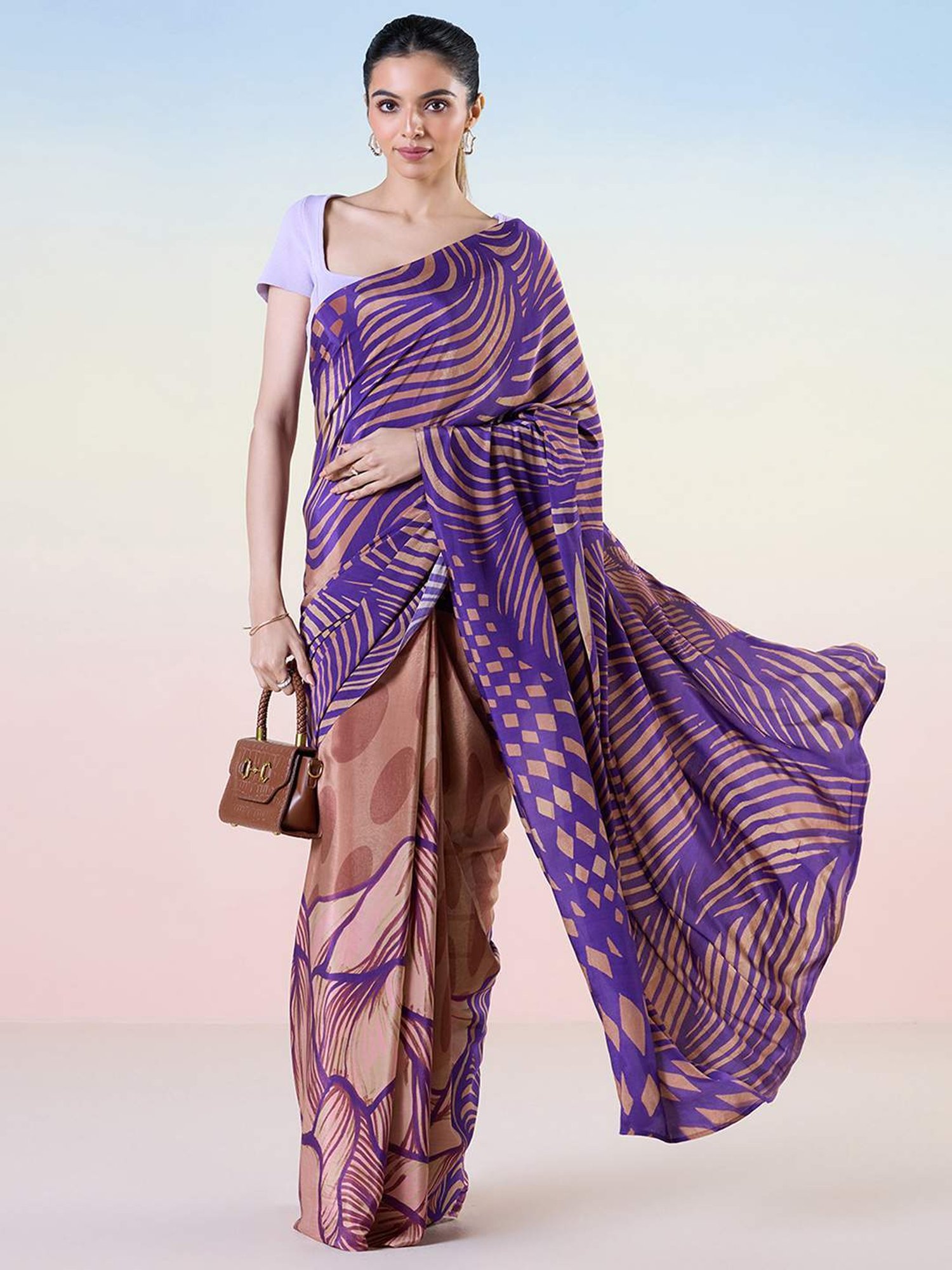 navyasa by liva Purple & Brown Printed Saree With Unstitched Blouse