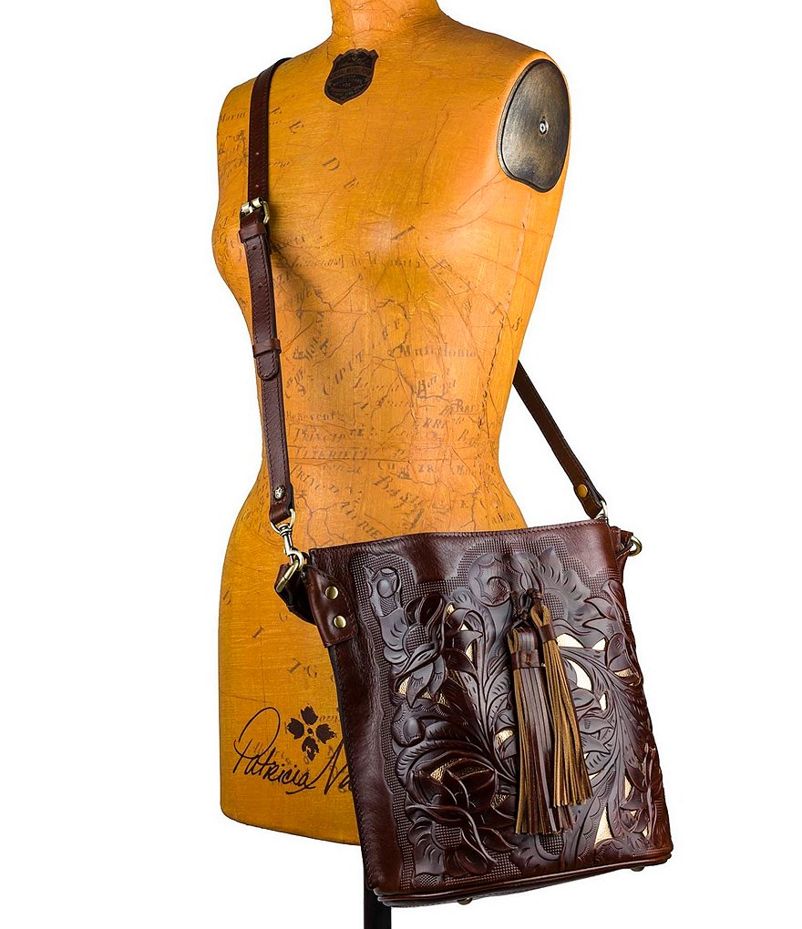 The Sak Ventura Multi Compartment Smartphone Crossbody Bag