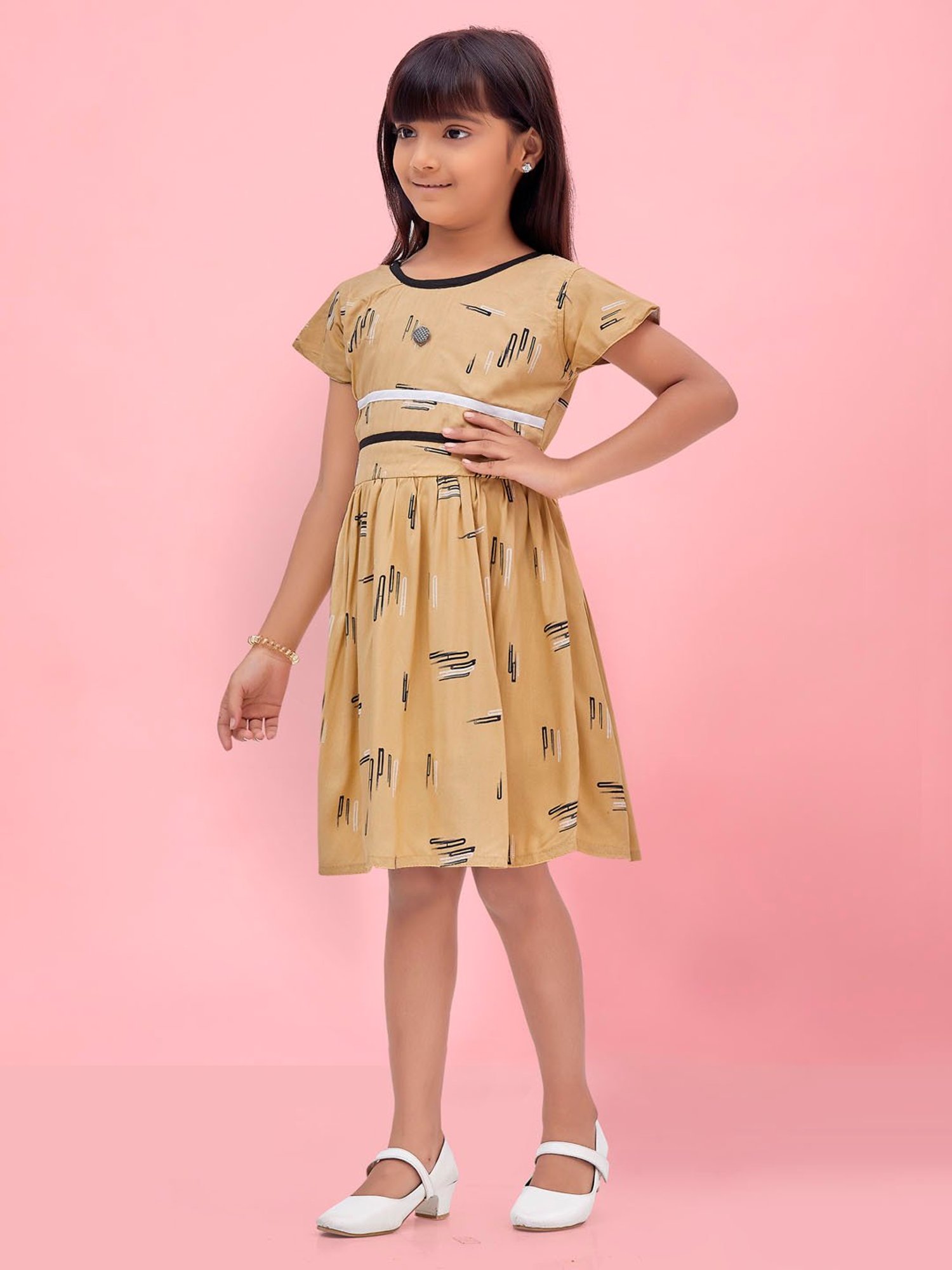 Aarika Kids Beige Printed Frock