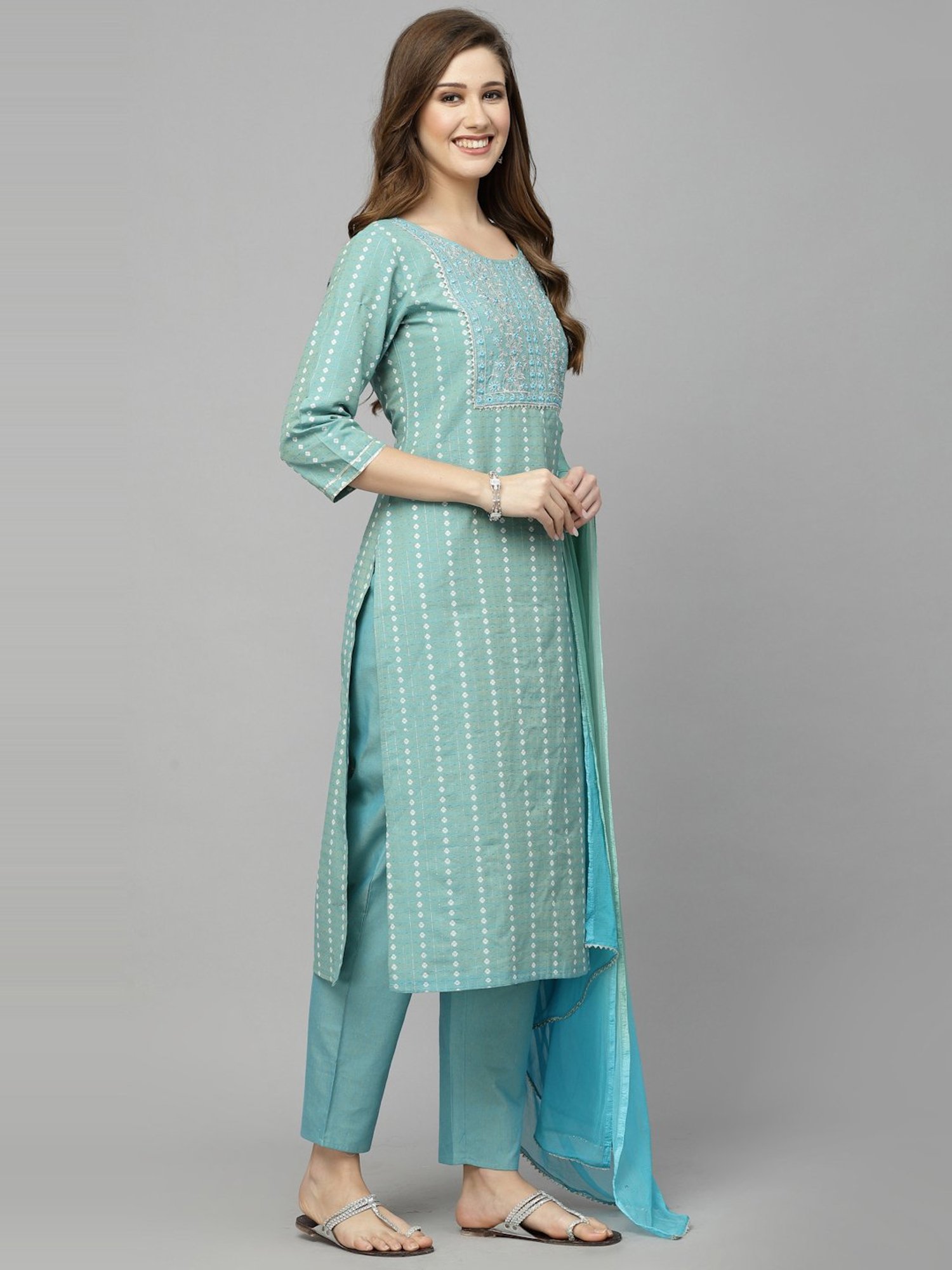 Stylum Green Embroidered Kurta Pant Set With Dupatta
