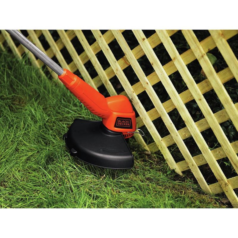 Black & Decker ST7700 4.4 Amp 13 in. 2-in-1 Straight Shaft Electric String Trimmer / Edger