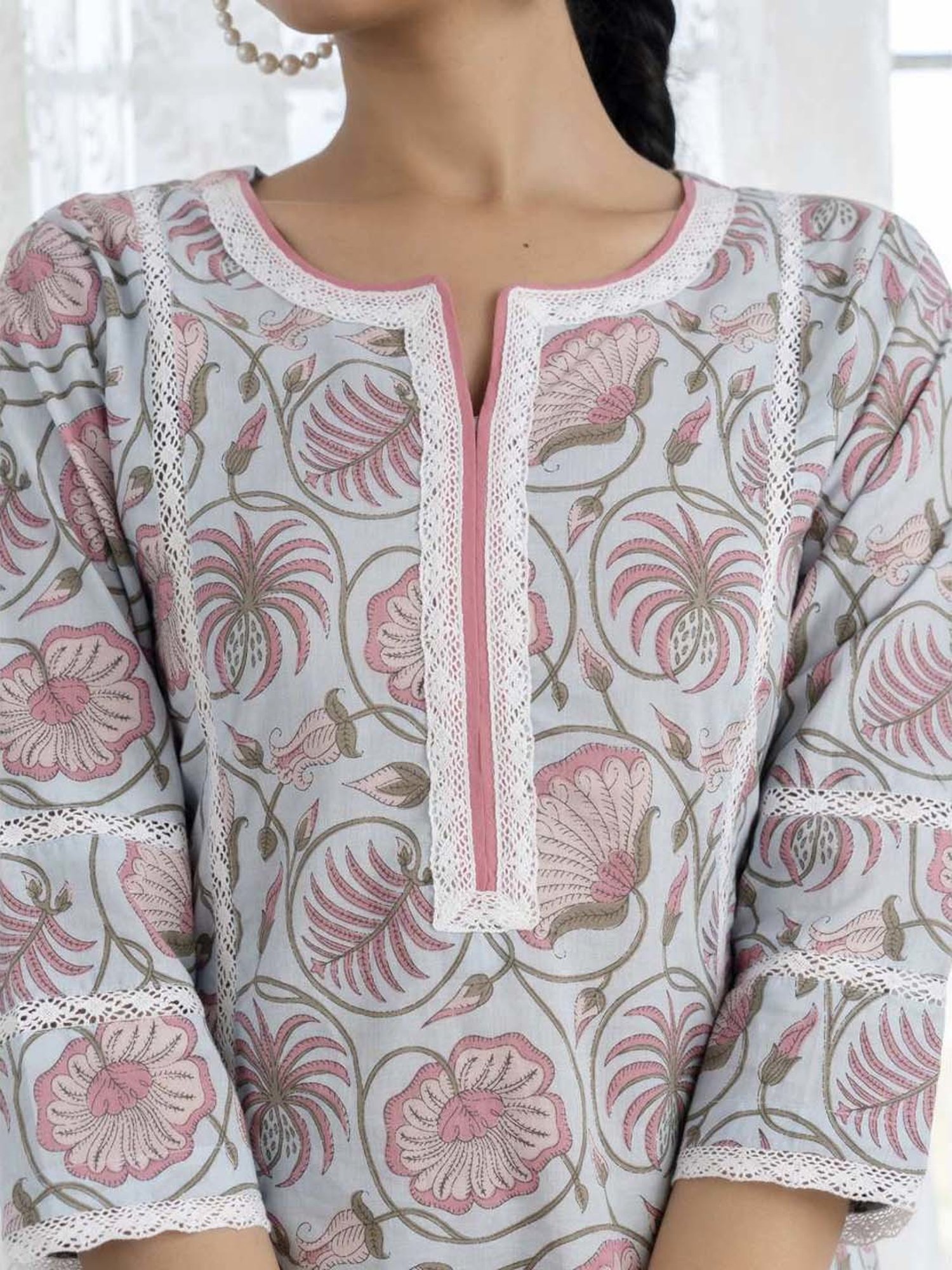 Ekohum Blue Printed Straight Kurta with Peach Pant and Dupatta Set