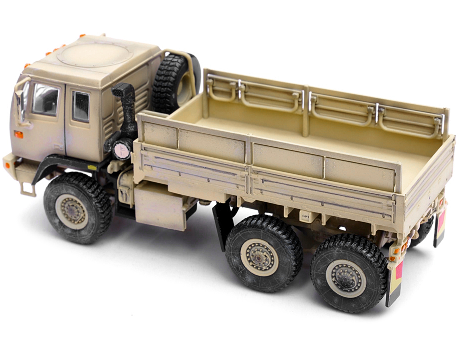 US Army Vehicle WWII Desert Sand Weathered Version 1/18 Diecast Model Car by American Diorama