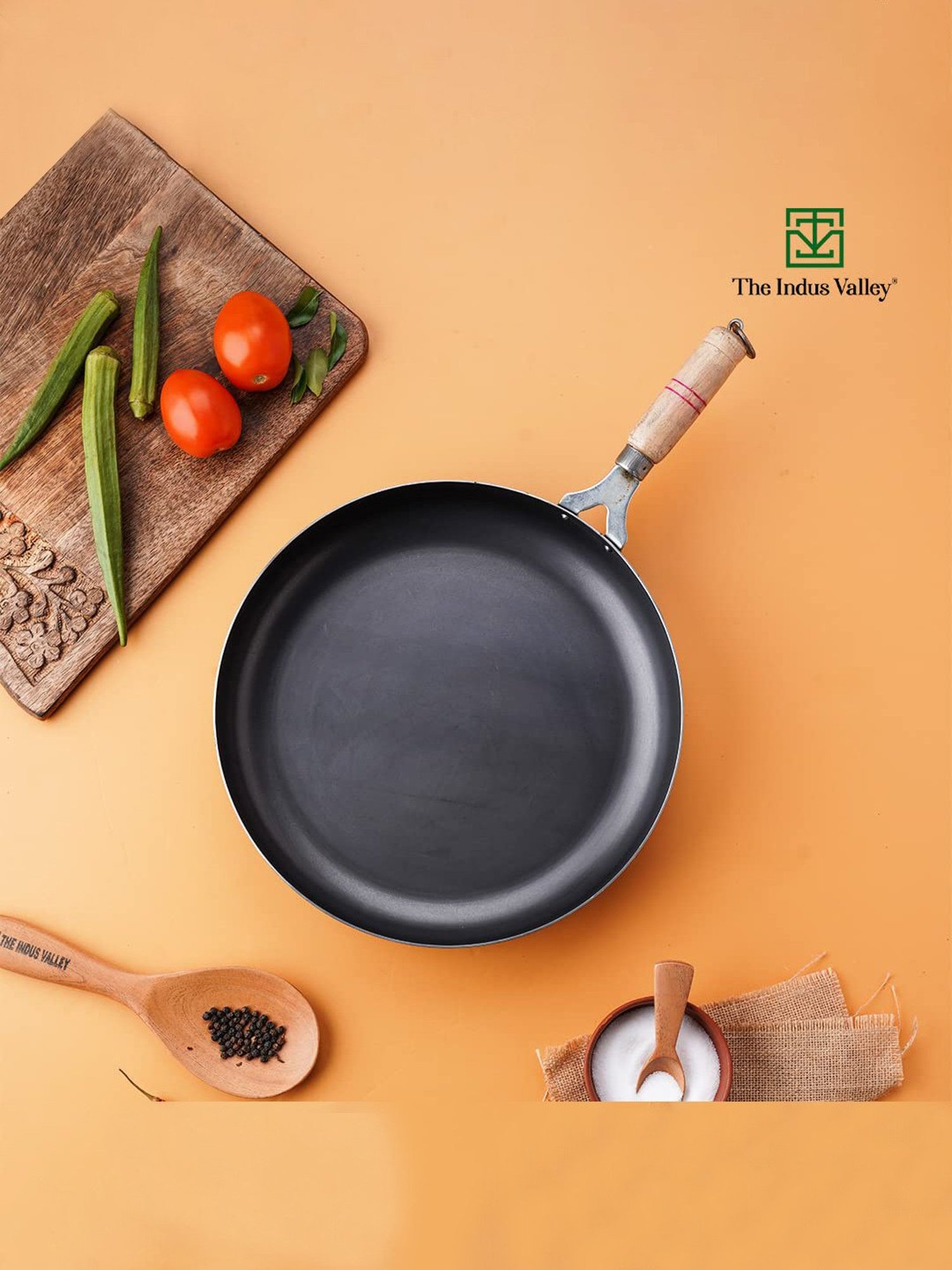 The Indus Valley Black Iron Pre Seasoned Pan with Wooden Handle 30.48cm (3.4L)