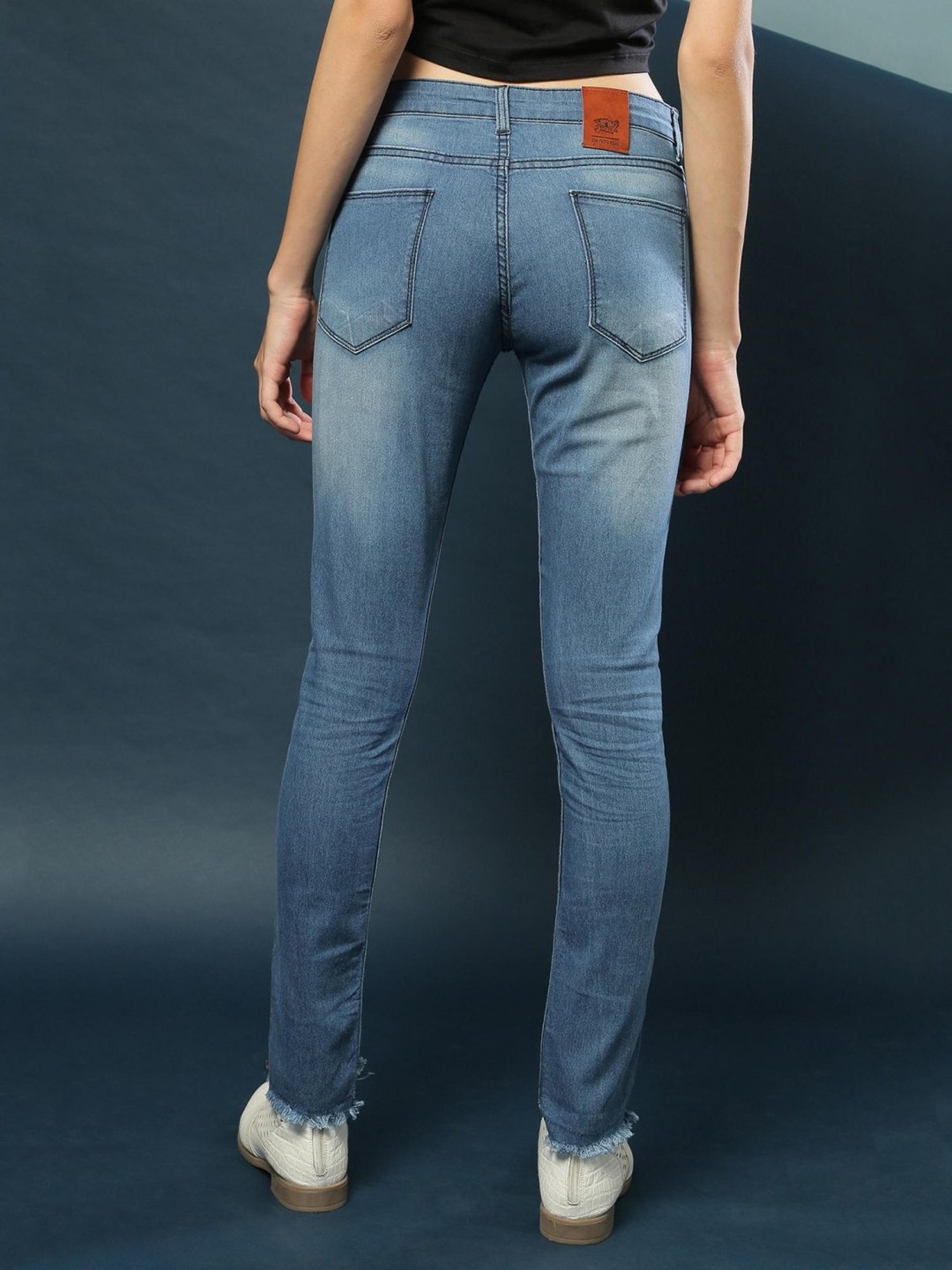 Campus Sutra Blue Slim FIt Jeans