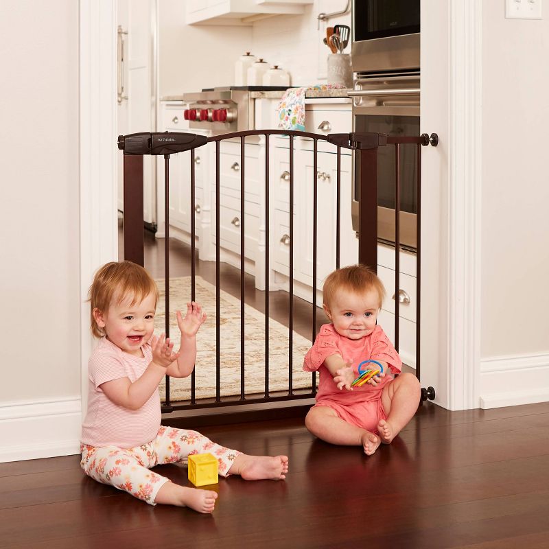 Toddleroo by North States Stone Arch Auto Close Gate
