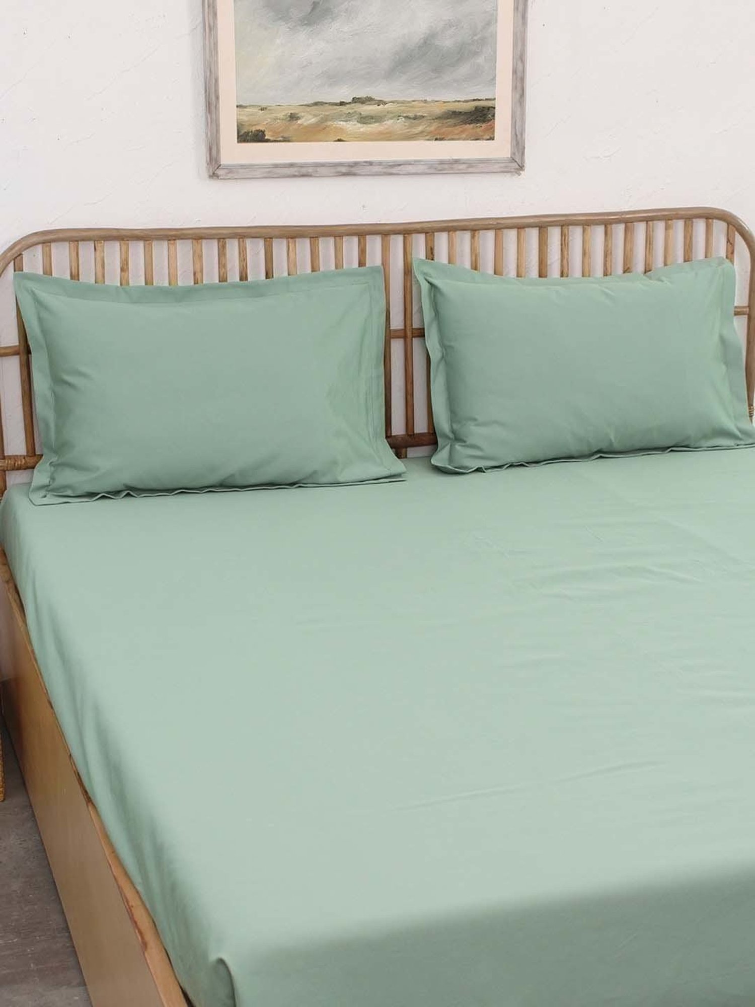 House This Sage Green Cotton 600 TC King Size Bedsheet With Pillow Covers