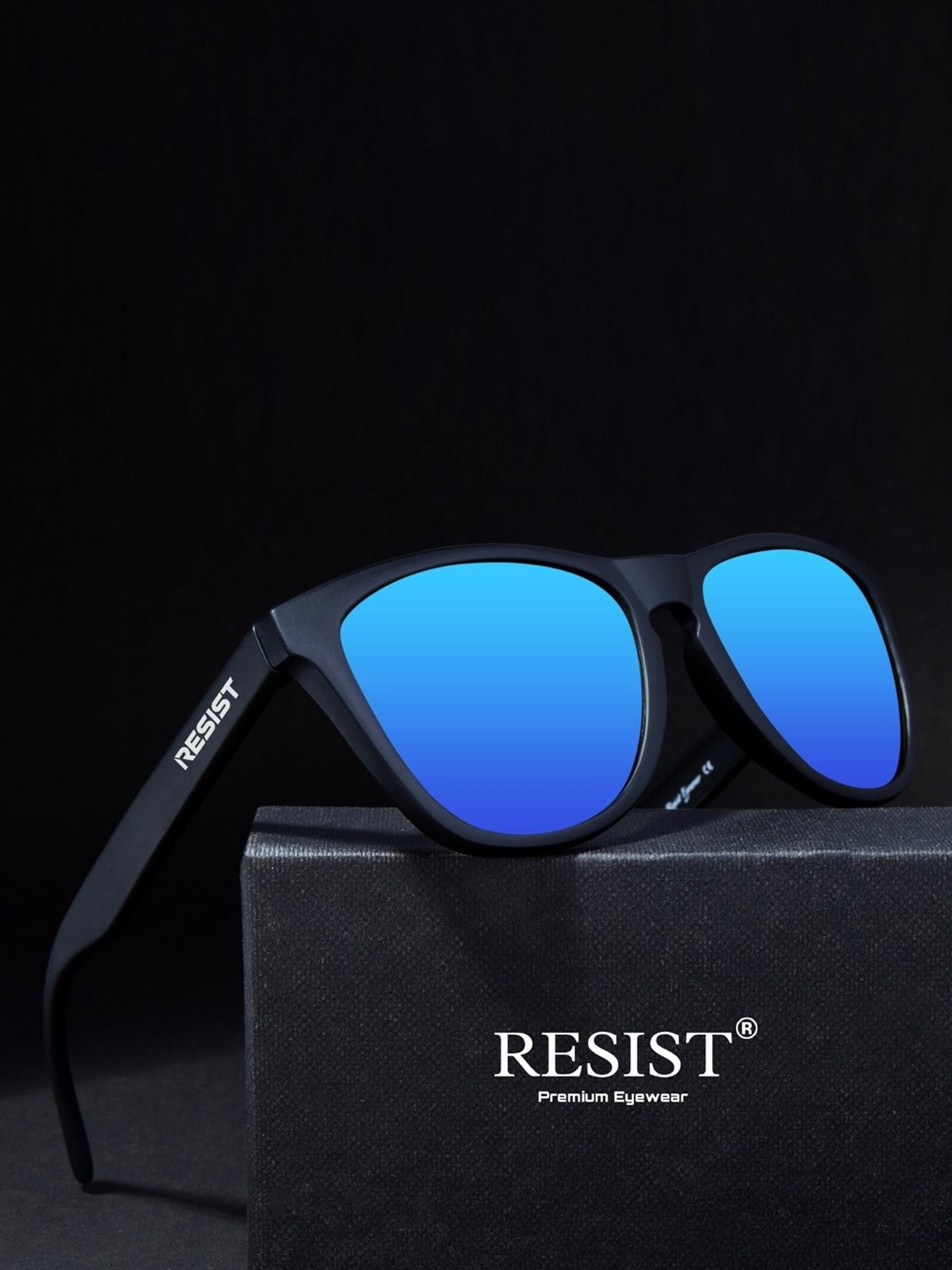 Resist Eyewear Blue Wayfarer UV Protection Unisex Sunglasses