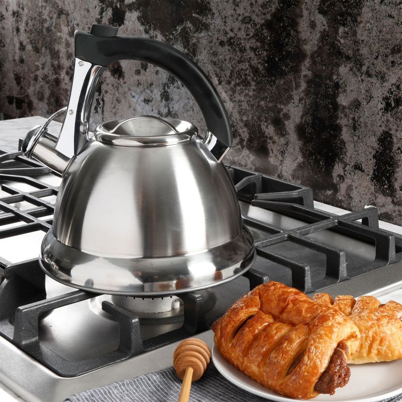 Bonjour Round Glass Teapot with Flavor Lock Infuser (34 oz)