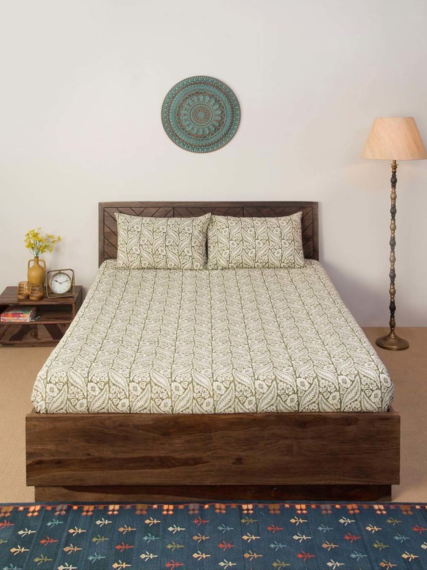 Fabindia Home Standalone Grey Cotton 118 TC Printed Double Bedsheet With 2 Pillow Cover