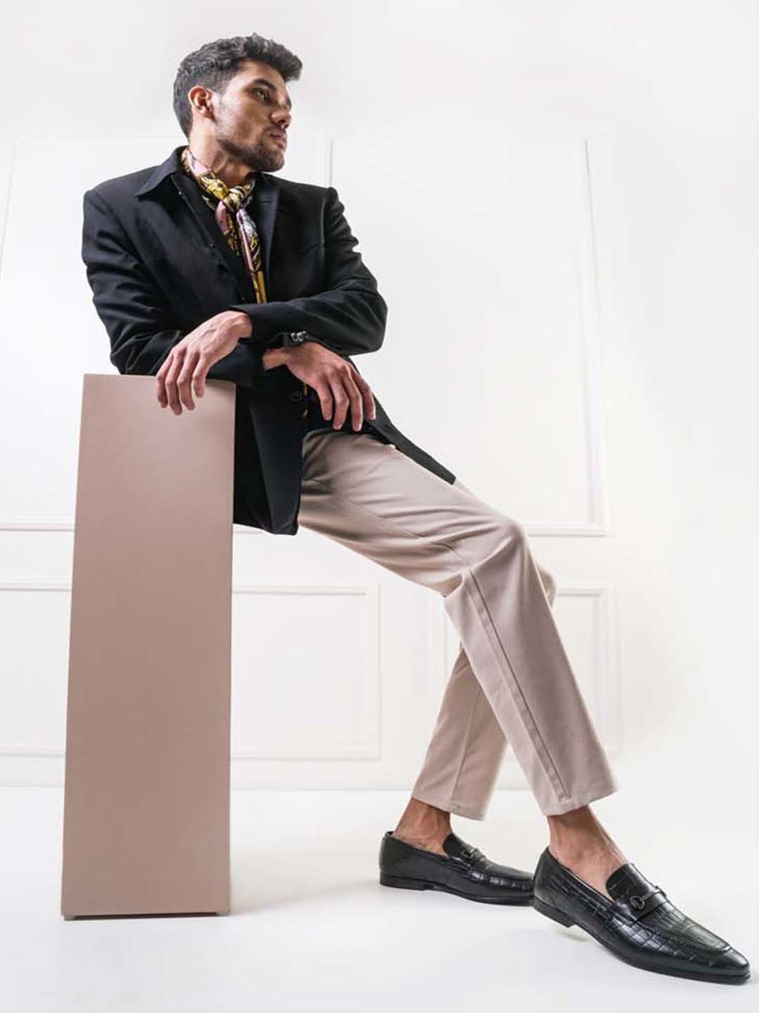 THOMAS CRICK Men's Black Formal Loafers