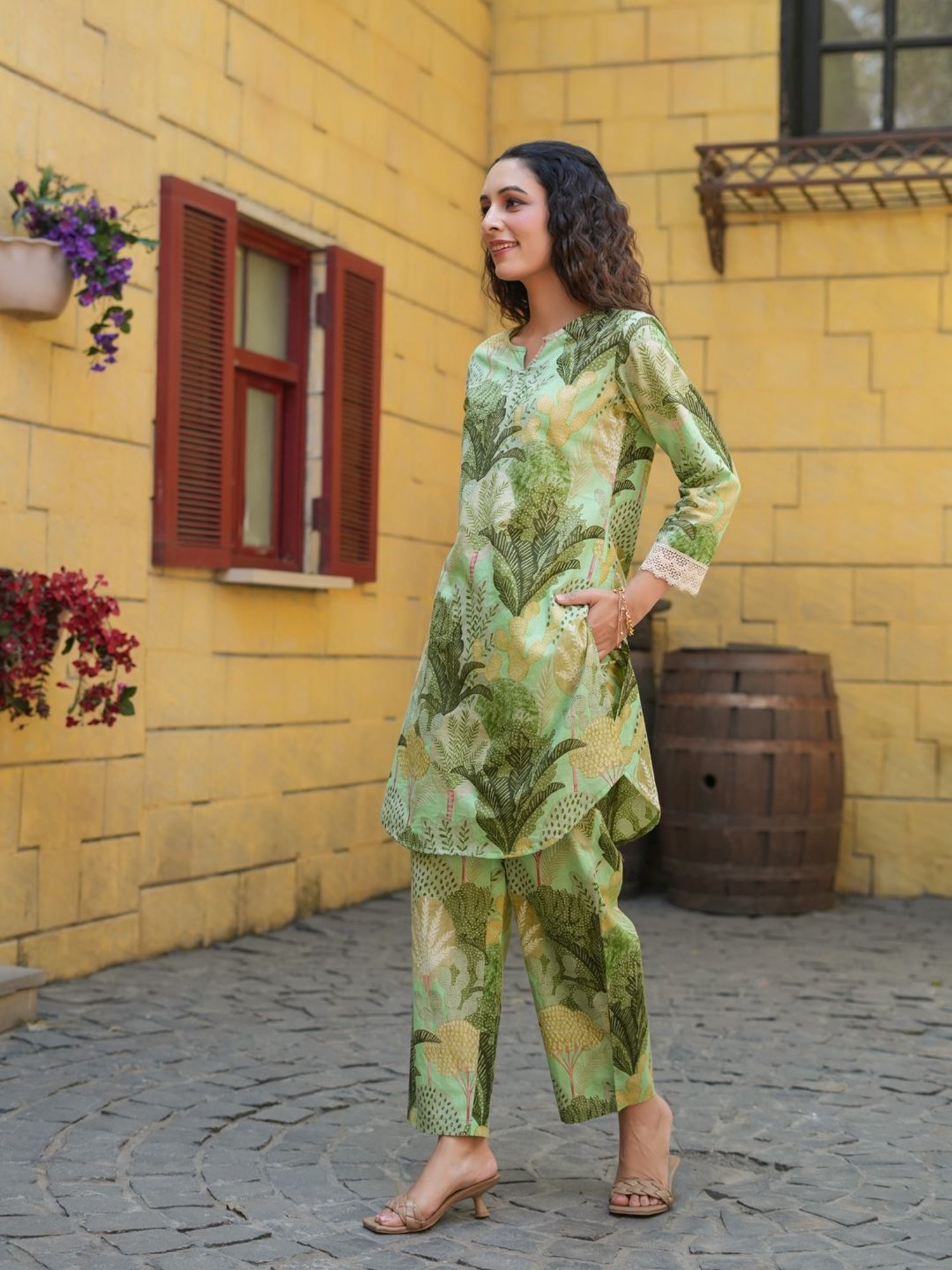 Rain and Rainbow Green Cotton Printed Kurti & Pant Set