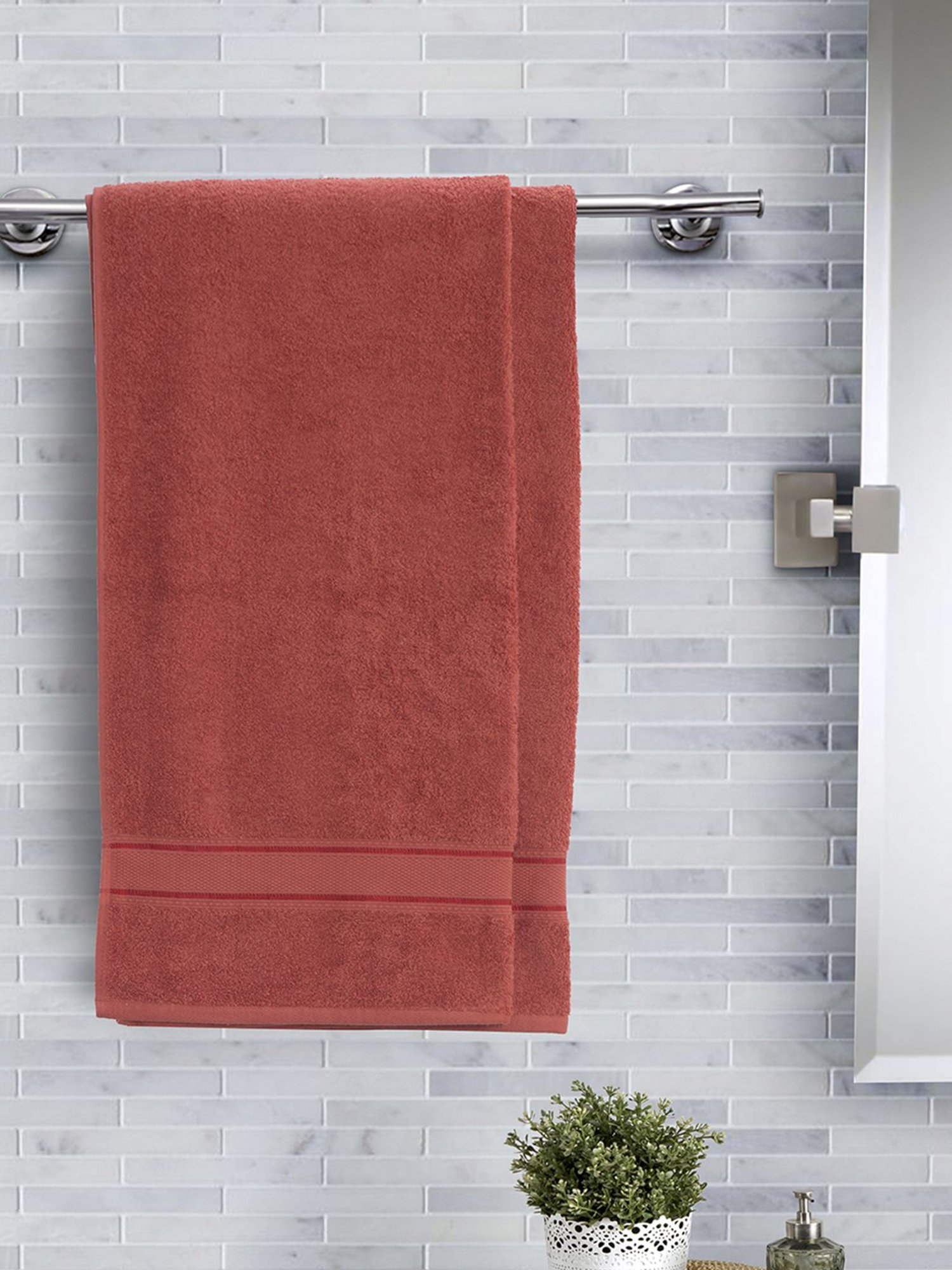 Inhouse Eddie Peach Solid 450GSM Cotton Medium Towel Set by maspar