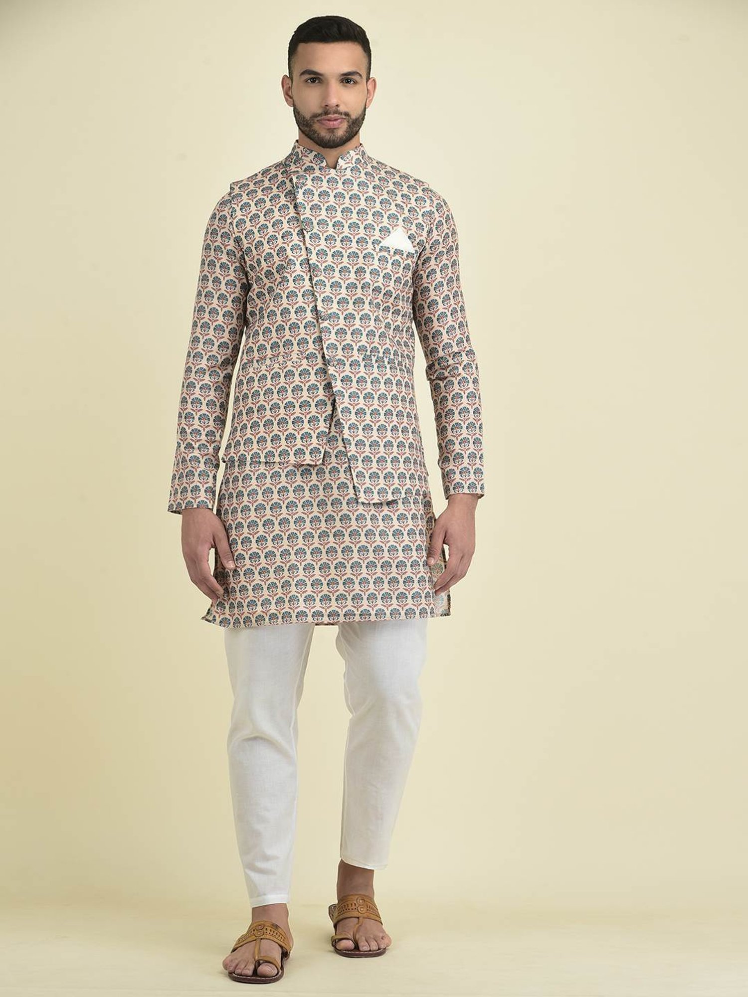 Deyann Cream & White Regular Fit Printed Kurta Set With Jacket