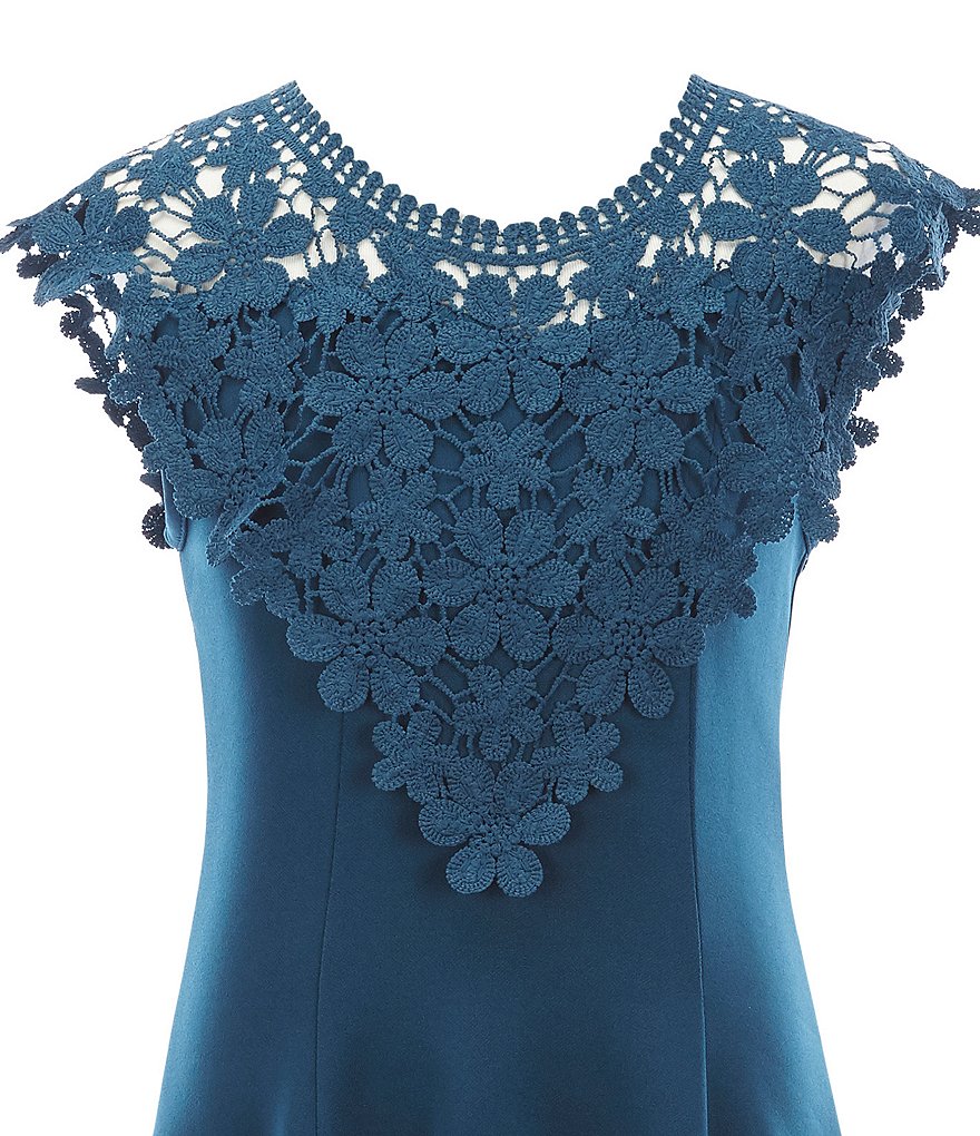 Zunie Big Girls 7-16 Crochet Lace Scallop-Hem A-Line Dress