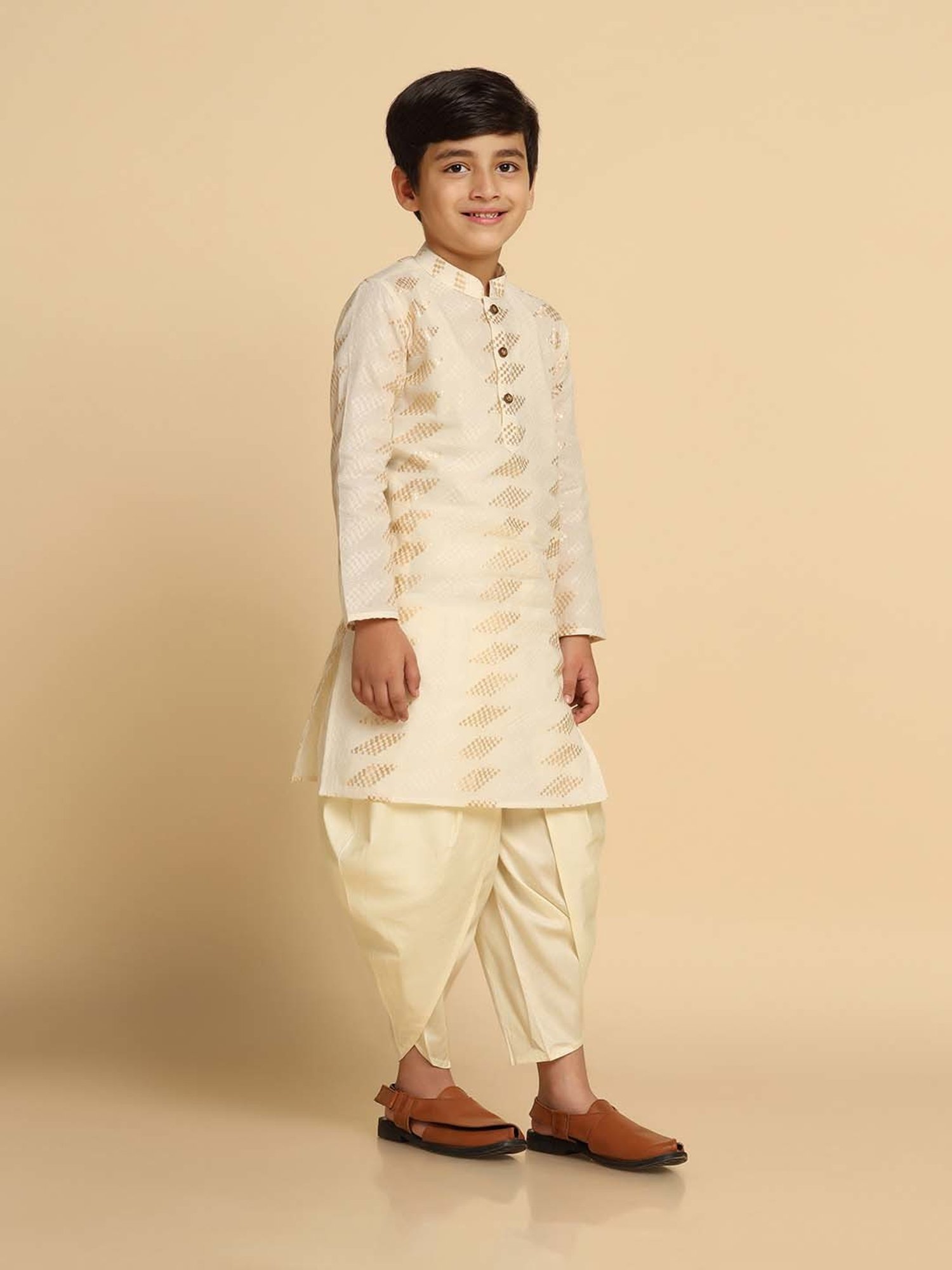 KISAH Kids White Cotton Embroidered Full Sleeves Kurta Set