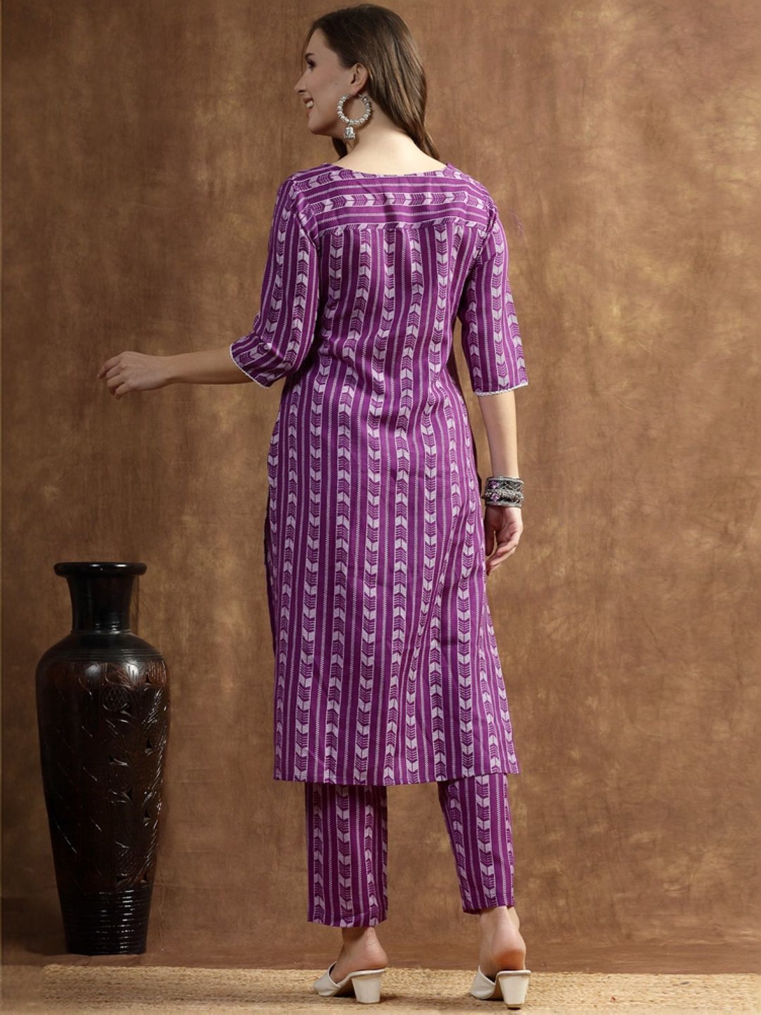 Stylum Violet Printed Kurta & Pant Set