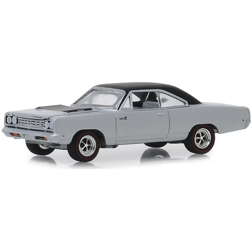 1968 Plymouth Road Runner Hemi Buffed Silver with Black Top "Greenlight Muscle" Series 22 1/64 Diecast Car by Greenlight