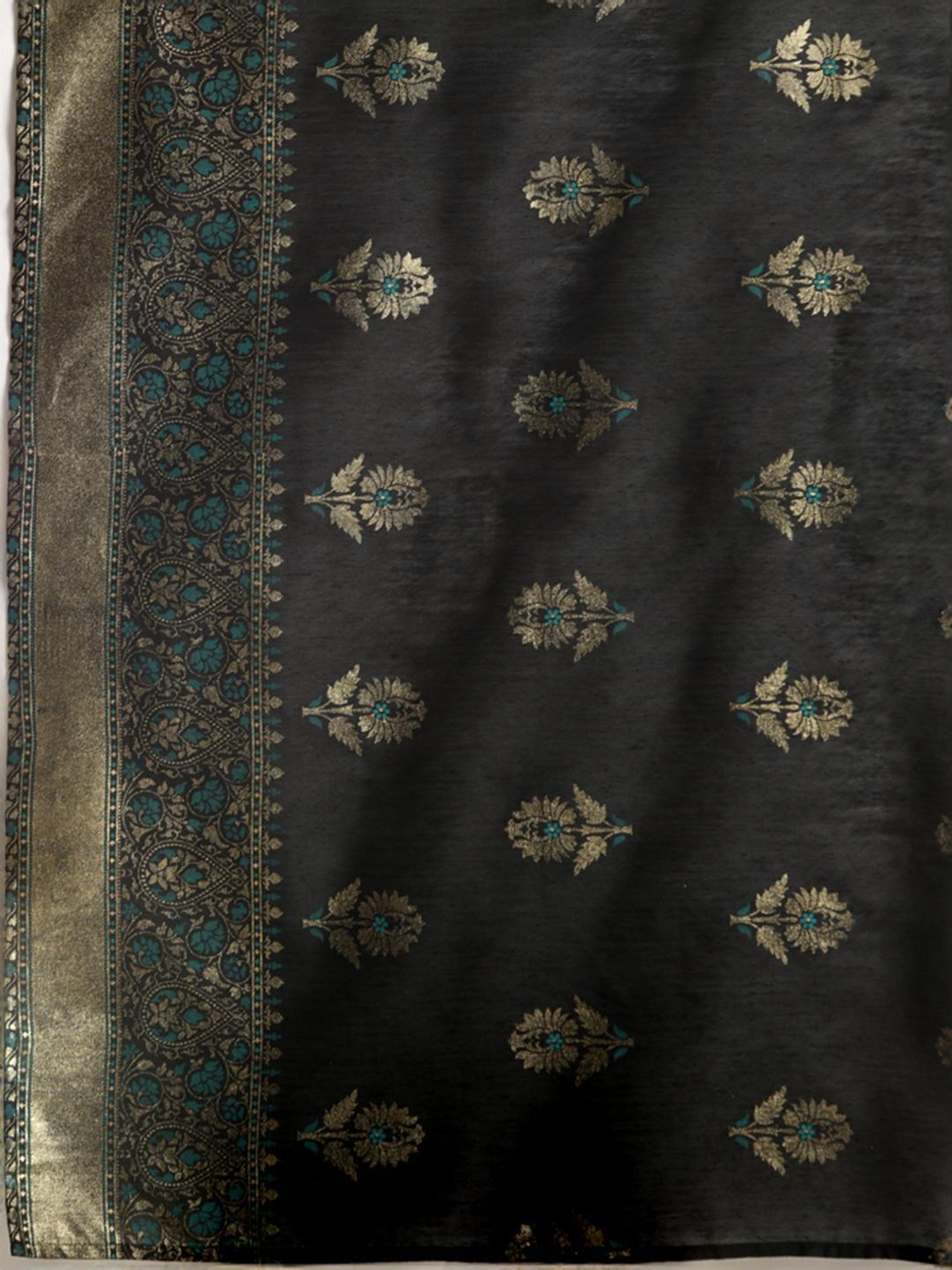 Ziyaa Black Straight Fit Kurta Pant Set With Dupatta