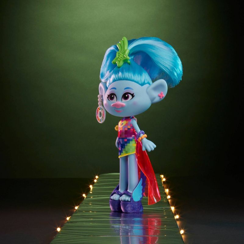 DreamWorks Trolls Glam Chenille Fashion Doll