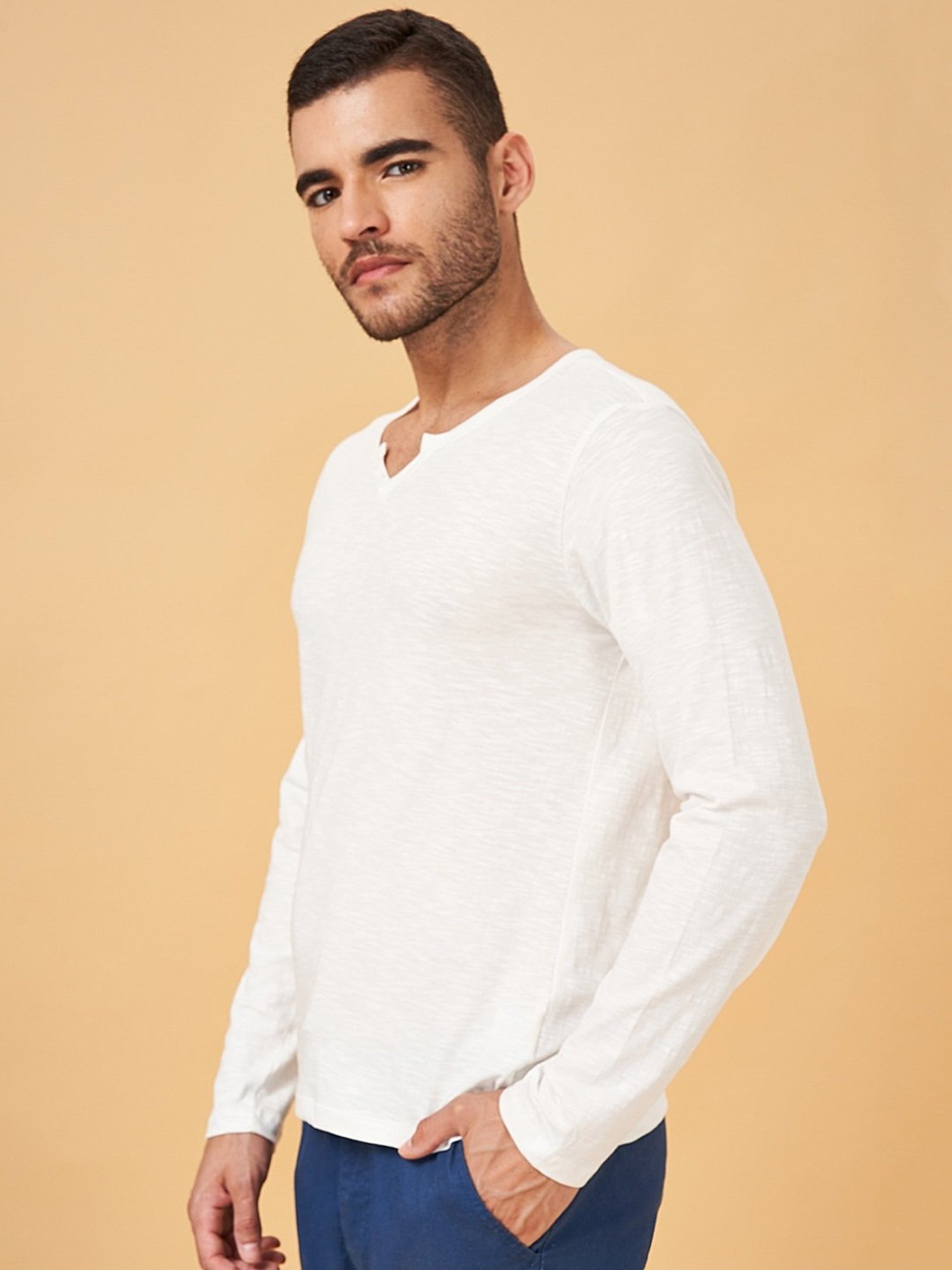 Urban Ranger by Pantaloons White Slim Fit T-Shirt