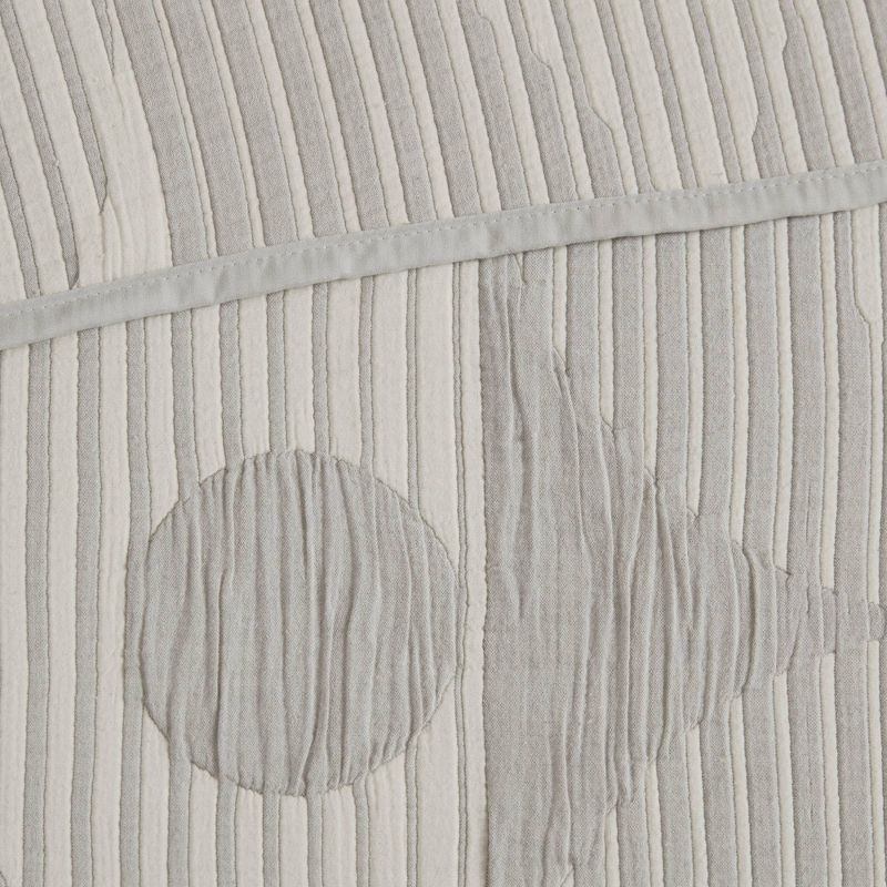 Full/Queen Laos Lily Coverlet Gray - Vera Bradley