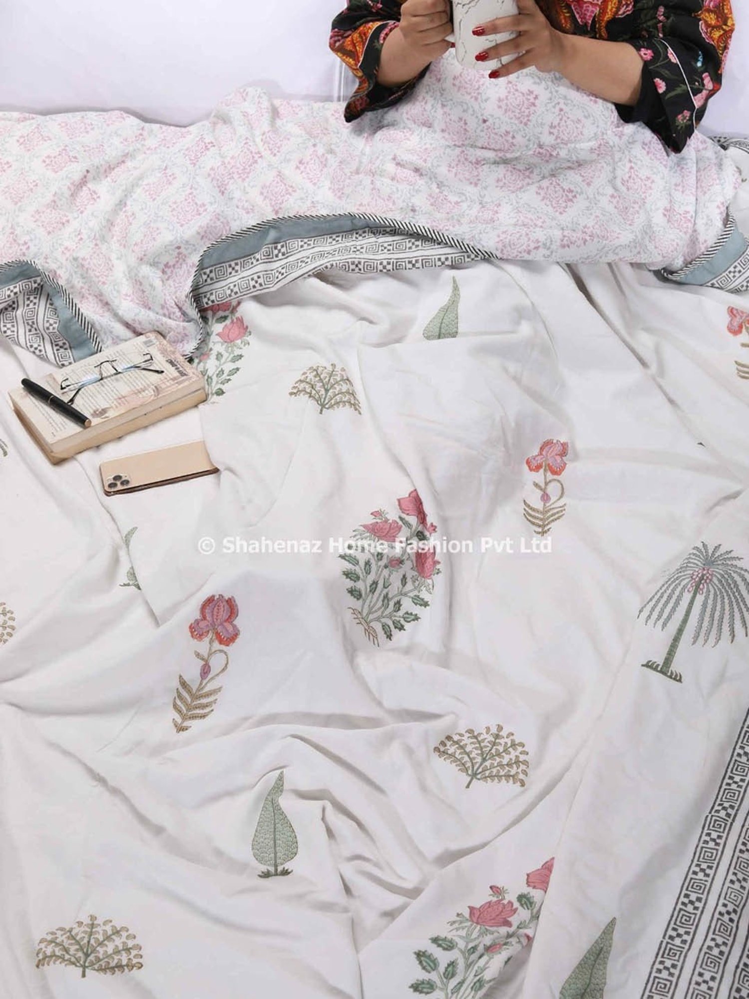 Haus & Kinder Cambric Floral Green & Yellow Cotton Single Reversible Dohar