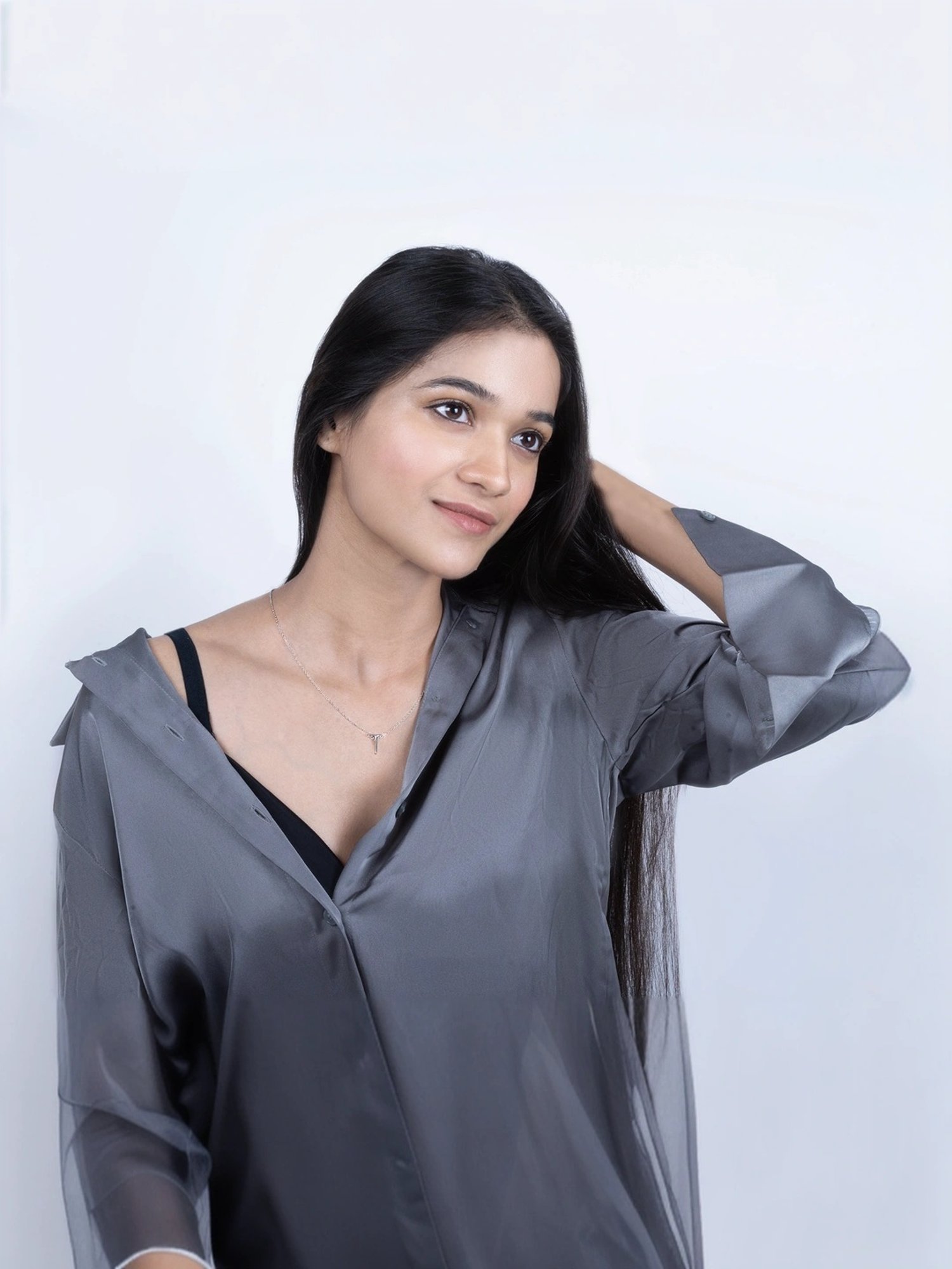 Touch925 Sterling Silver Timeless T Initial Chain Pendant