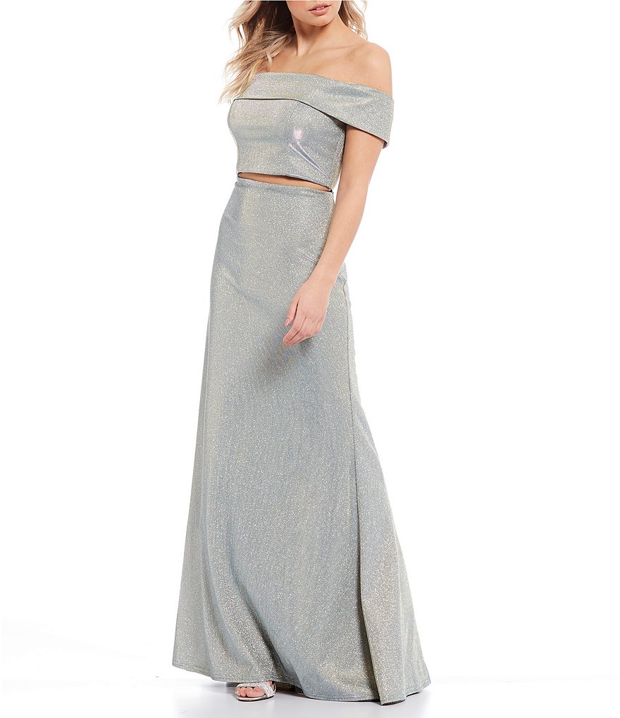 City Vibe Off-the-Shoulder Shimmer Shine Two-Piece Long Dress