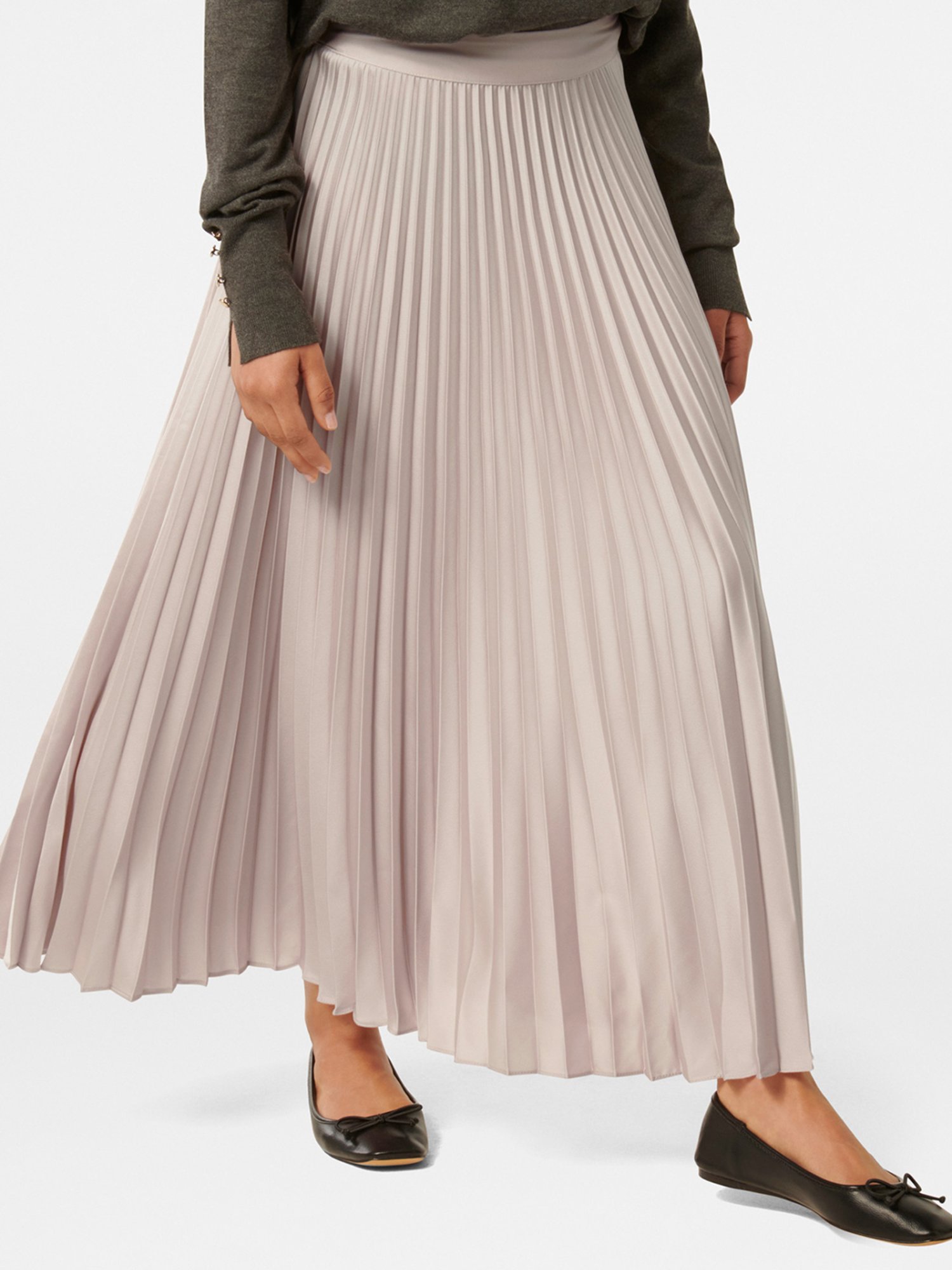 Forever New Estelle Petite Satin Pleated Skirt
