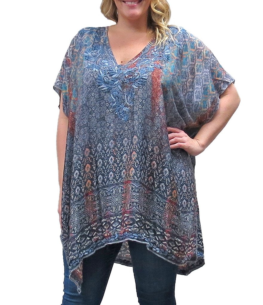 Karyn Seo Plus Size Luella Printed V-Neck Short Sleeve Tunic Top