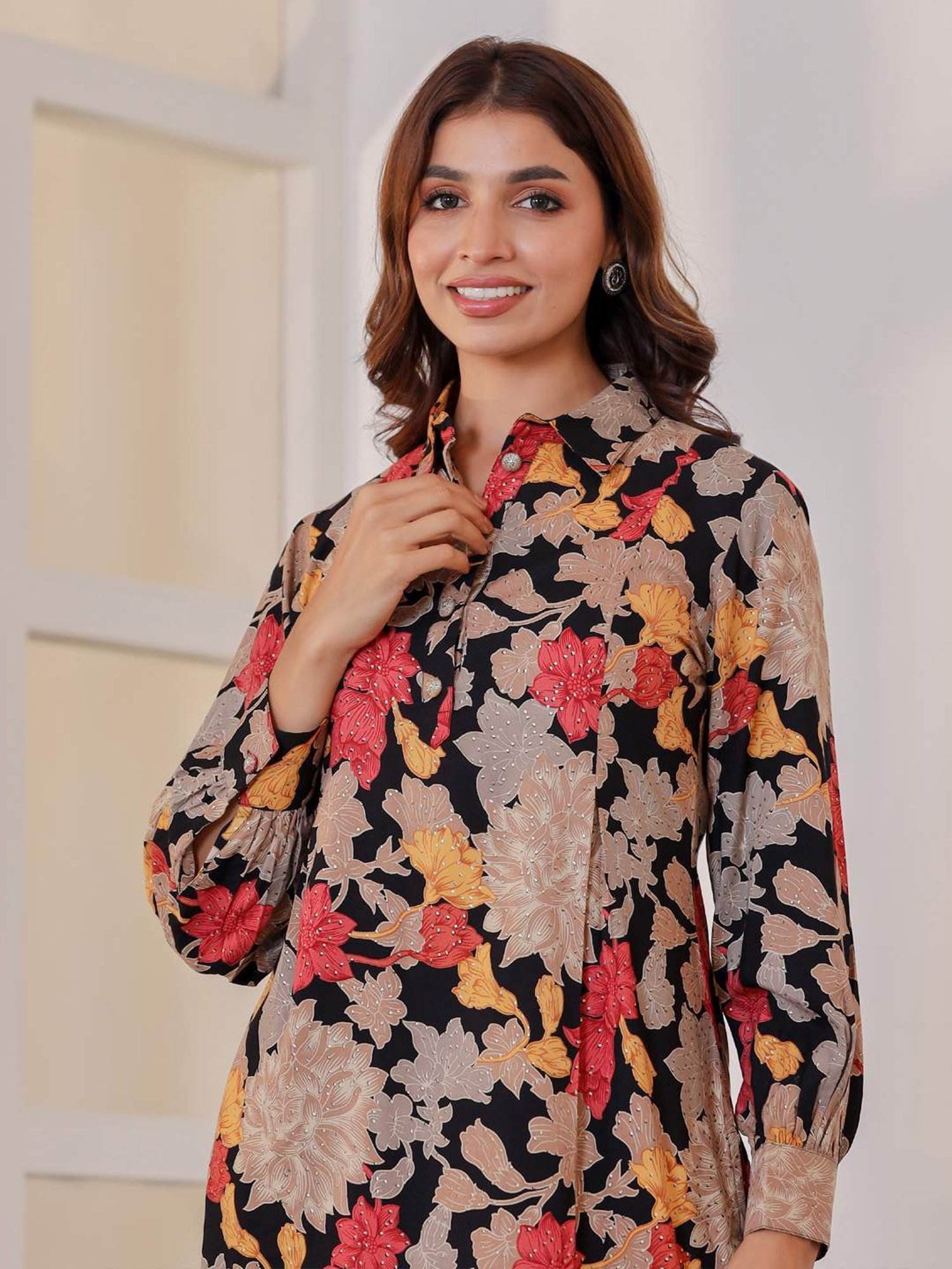 READIPRINT FASHIONS Black Floral Print Tunic Palazzo Set