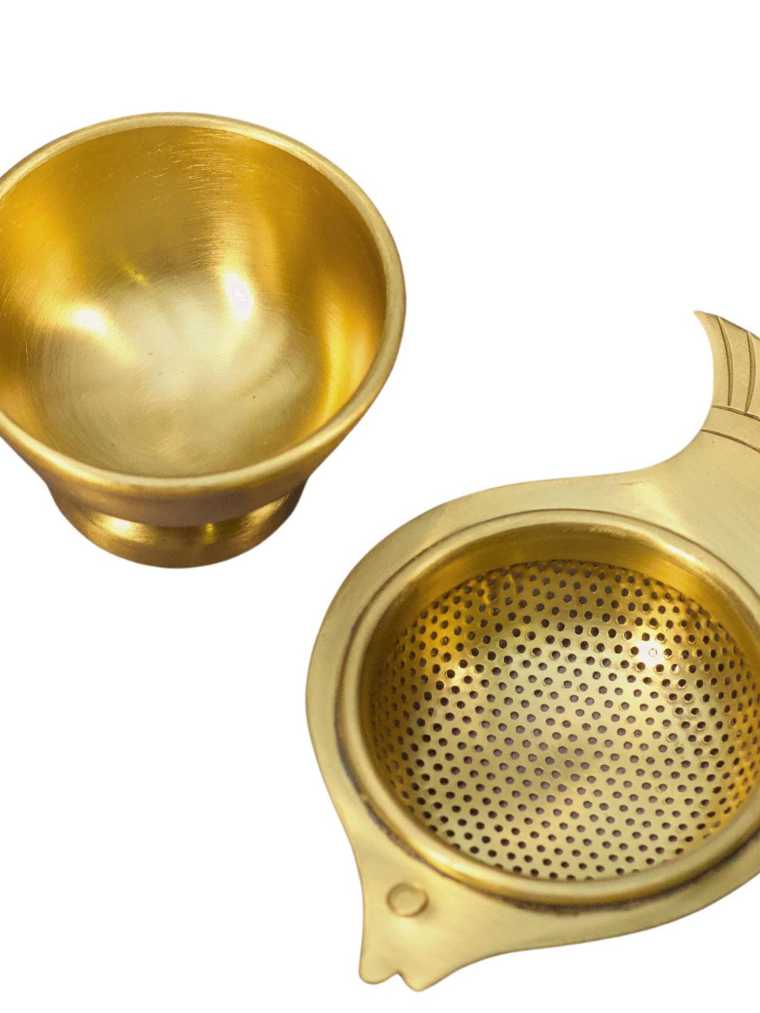 Ambi Fish Shaped Tea Medium Sized Strainer With Resting Pot