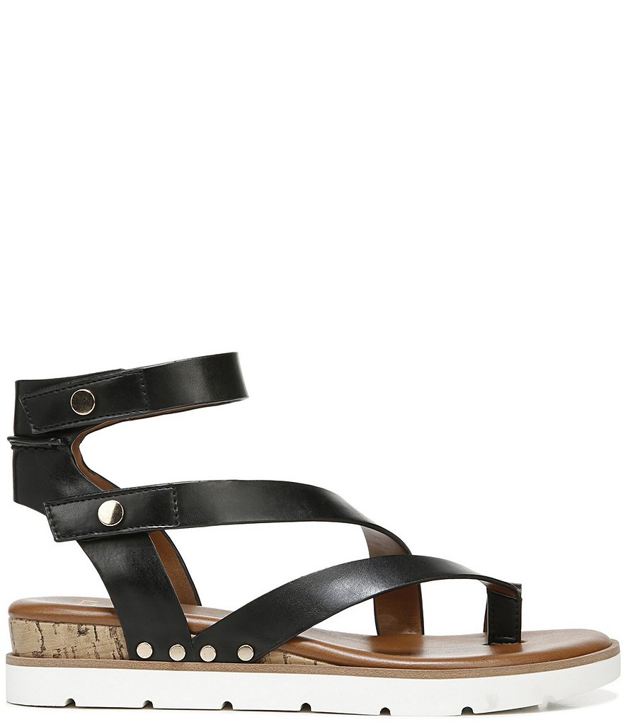Franco Sarto Daven Toe Loop Thong Sandals