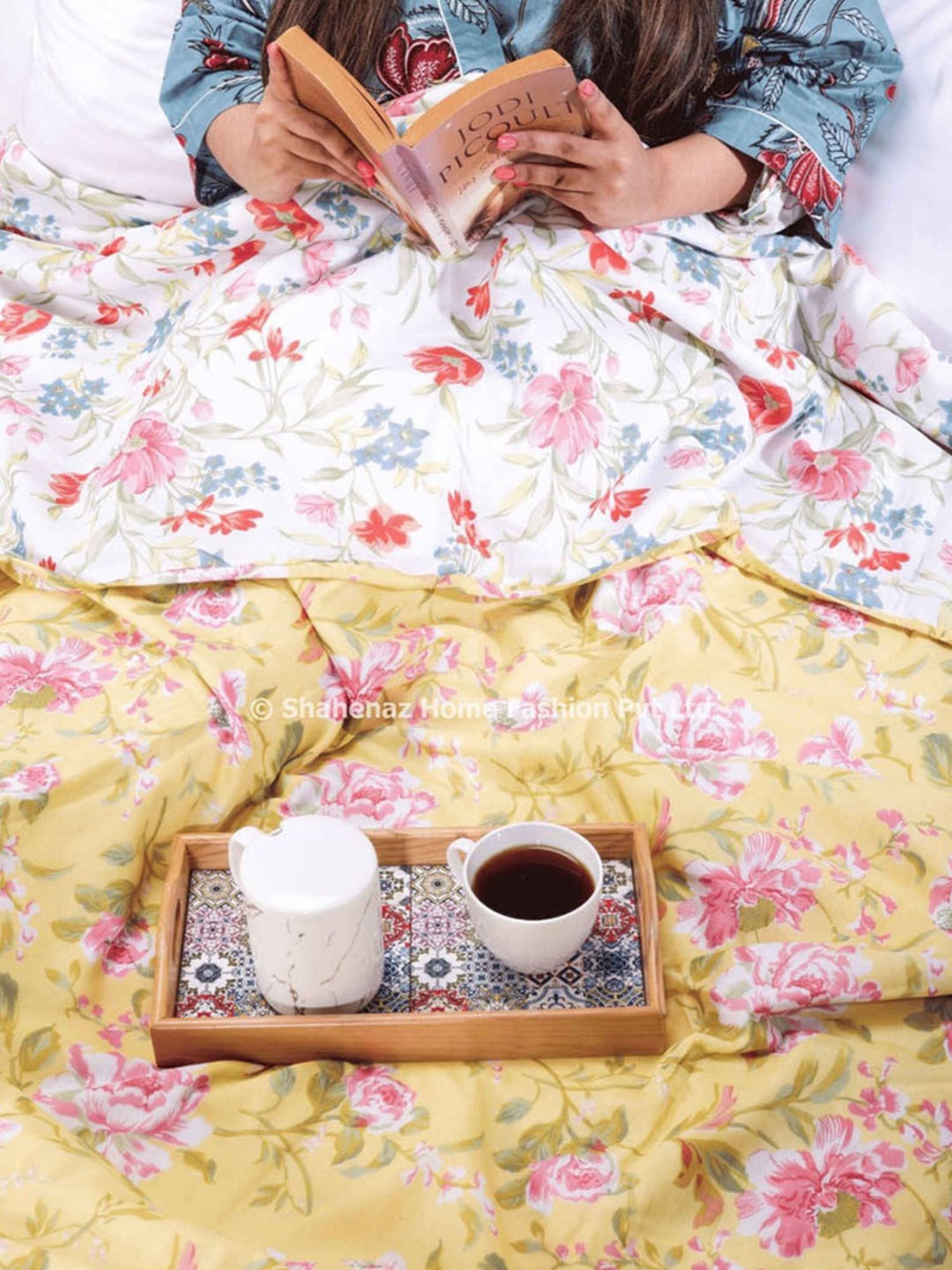 Haus & Kinder Cambric Floral Green & Yellow Cotton Single Reversible Dohar